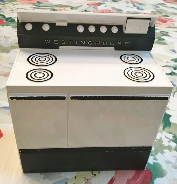 I was excited when I found this cute Westinghouse stove recipe box