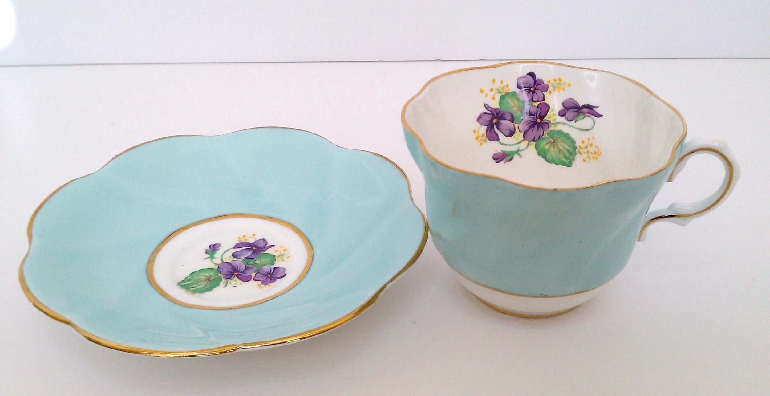 Royal Taunton China ... bone china made in England ... violets pattern