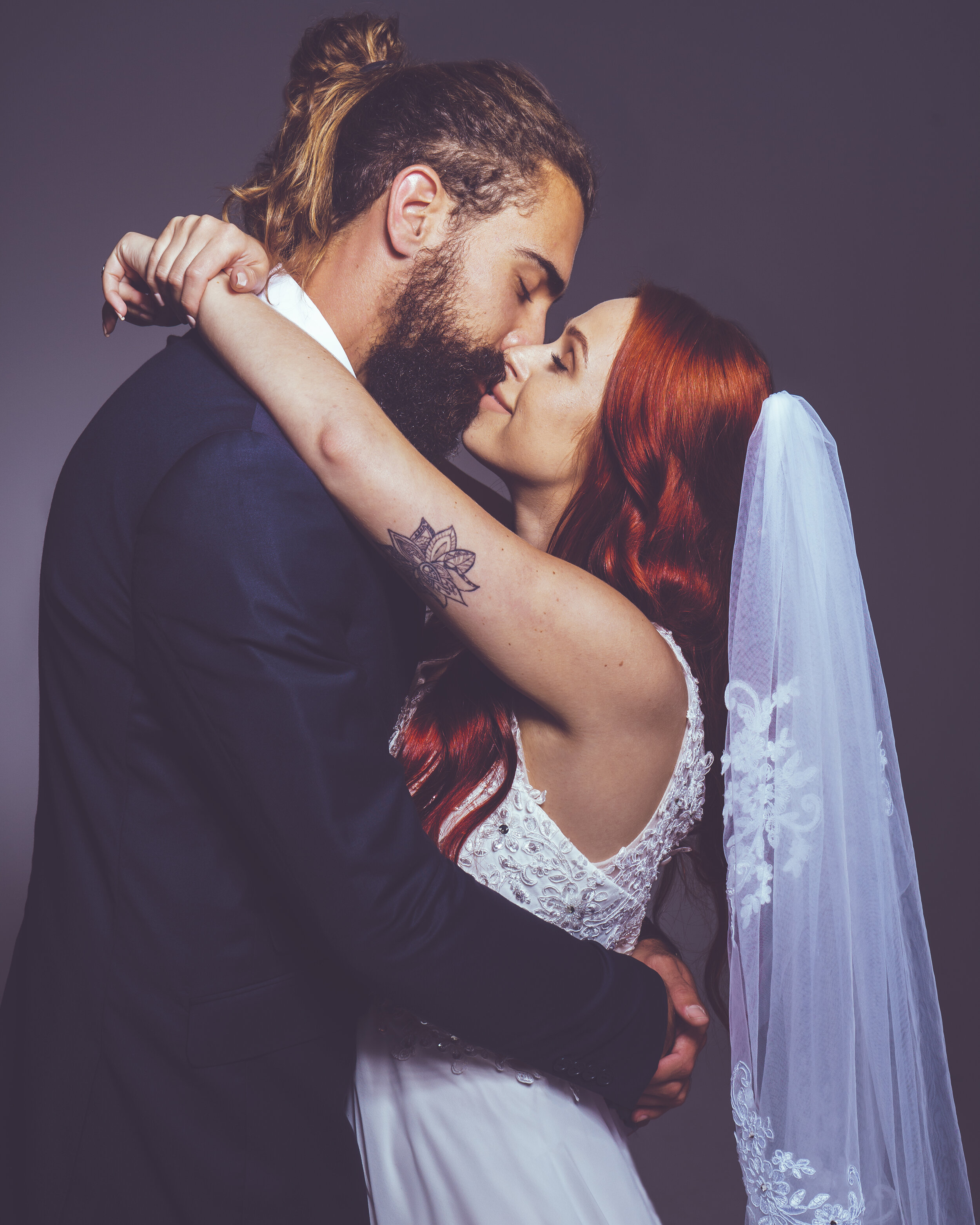 2020B_WE405_bridal3_RMoore.jpg