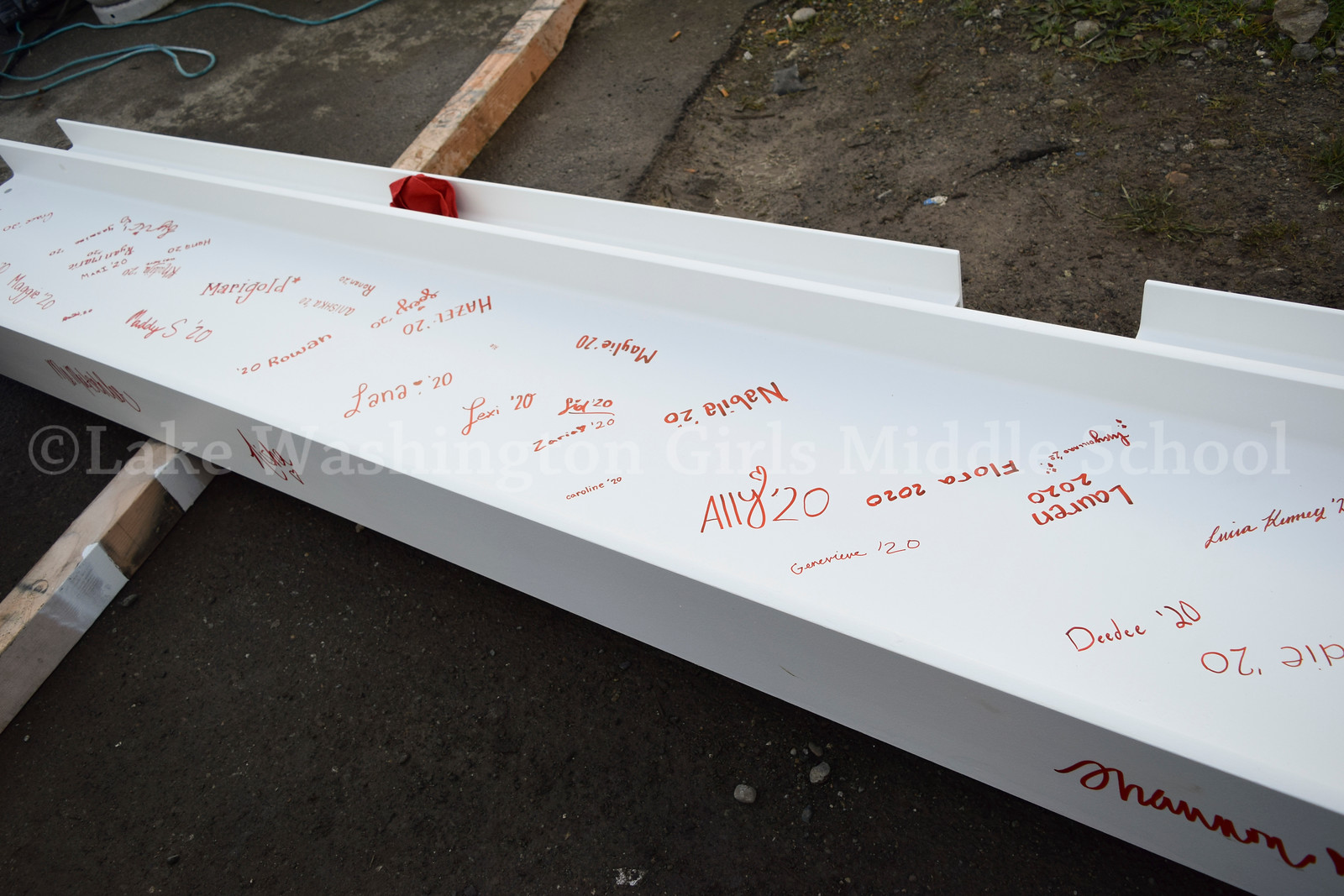 1819_Beam_Signing_14.jpg