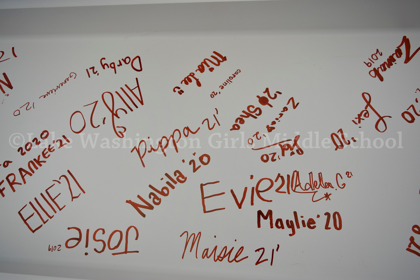 1819_Beam_Signing_30.jpg