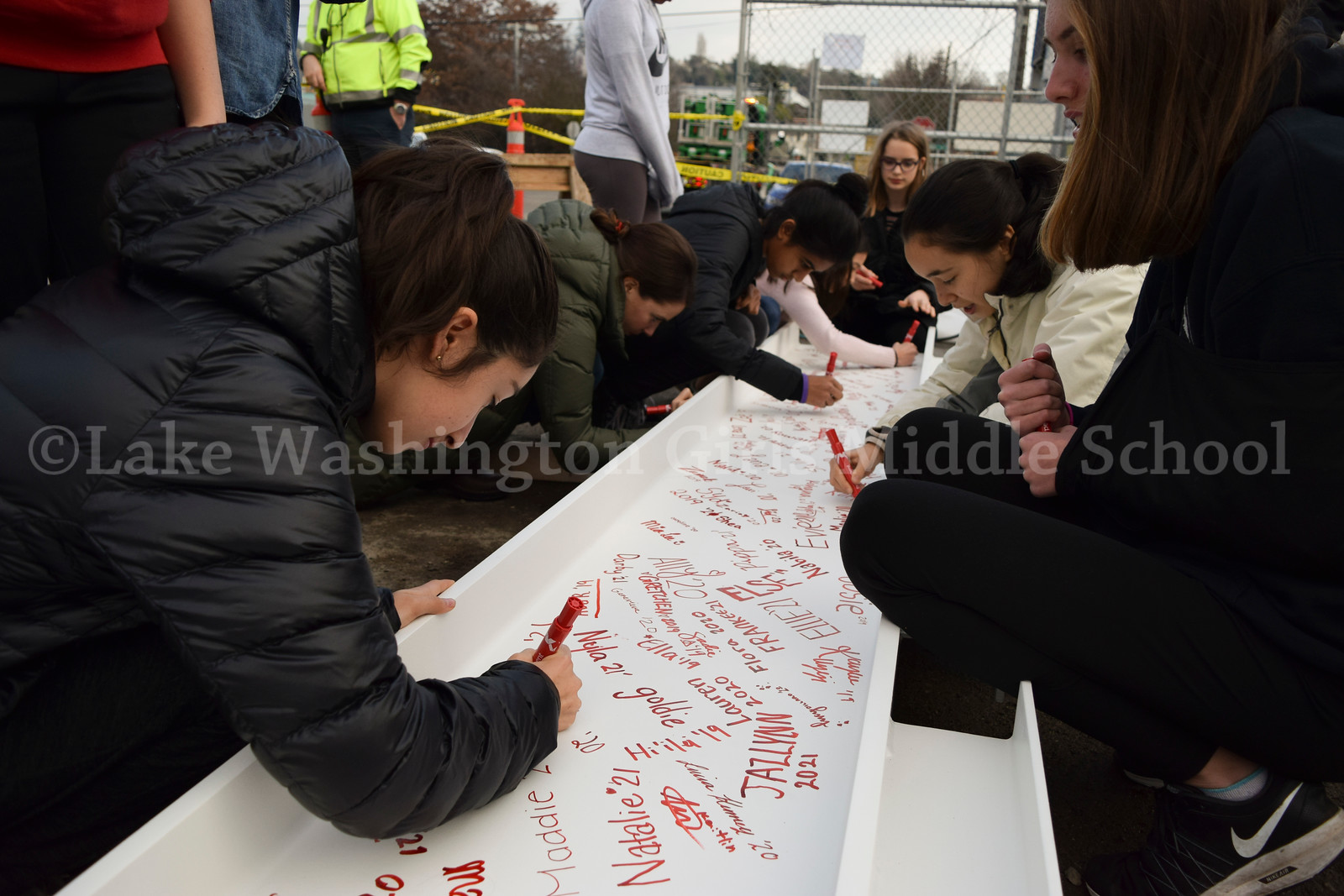 1819_Beam_Signing_43.jpg