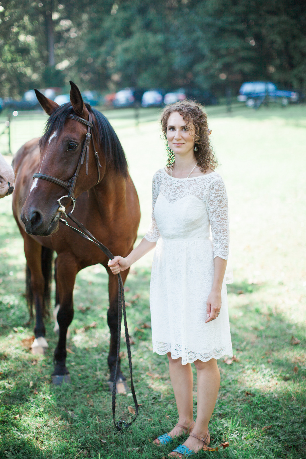 rustic berryville virginia wedding couple