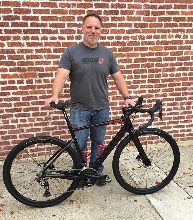 @justinmayernik aka &ldquo;The Principal&rdquo; with his new @cervelocycles Aspero gravel bike!  Check out this gorgeous new 2021 colorway for this model #cervelo #cerveloaspero #gravelbike #gillisbrewing