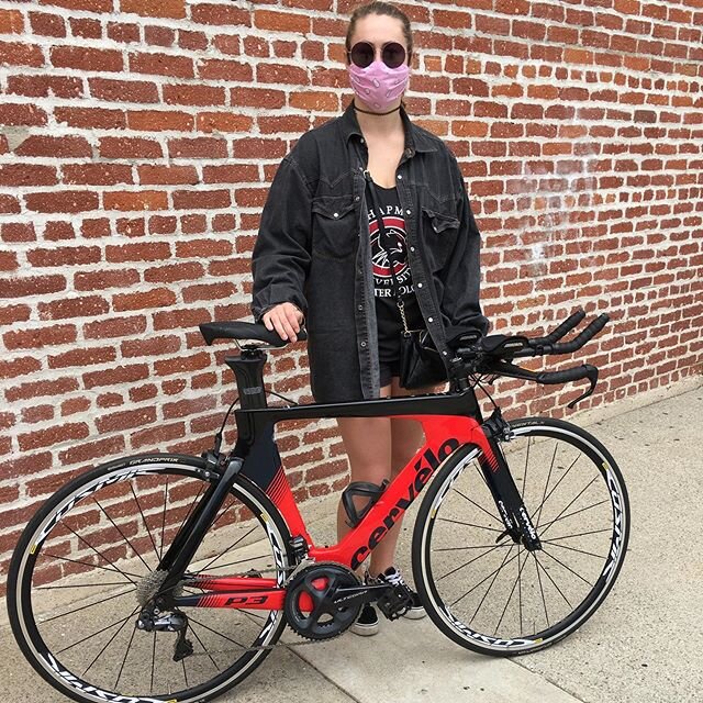 Ro with her new @cervelocycles P3 built with @rideshimano Ultegra Di2!! #cervelo #cervelop3 #cervelopseries #tribike #triathlete #triathalon