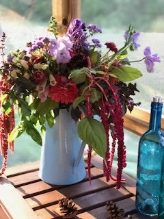 vase arrrangement with amaranth