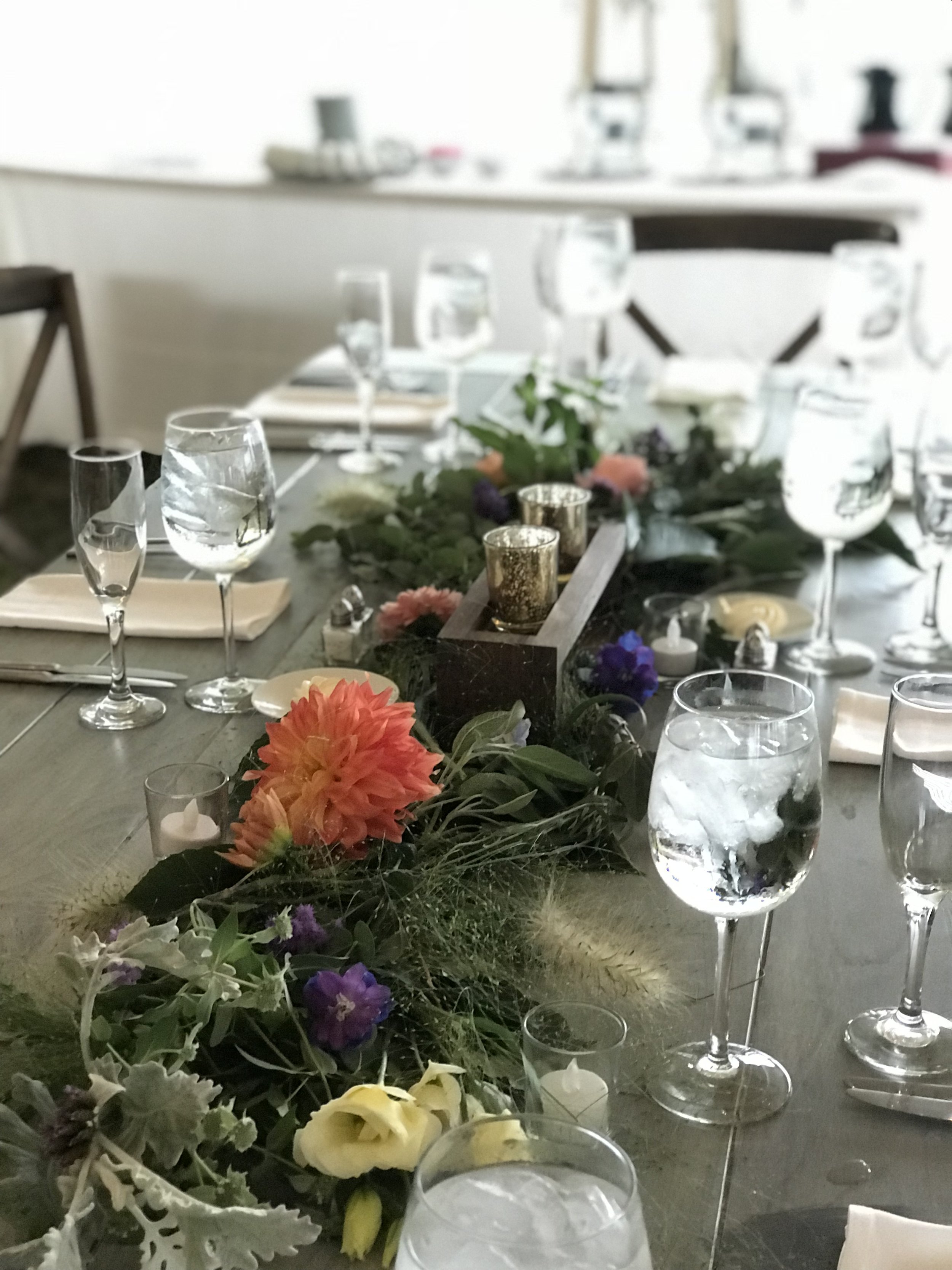 table garland with flowers