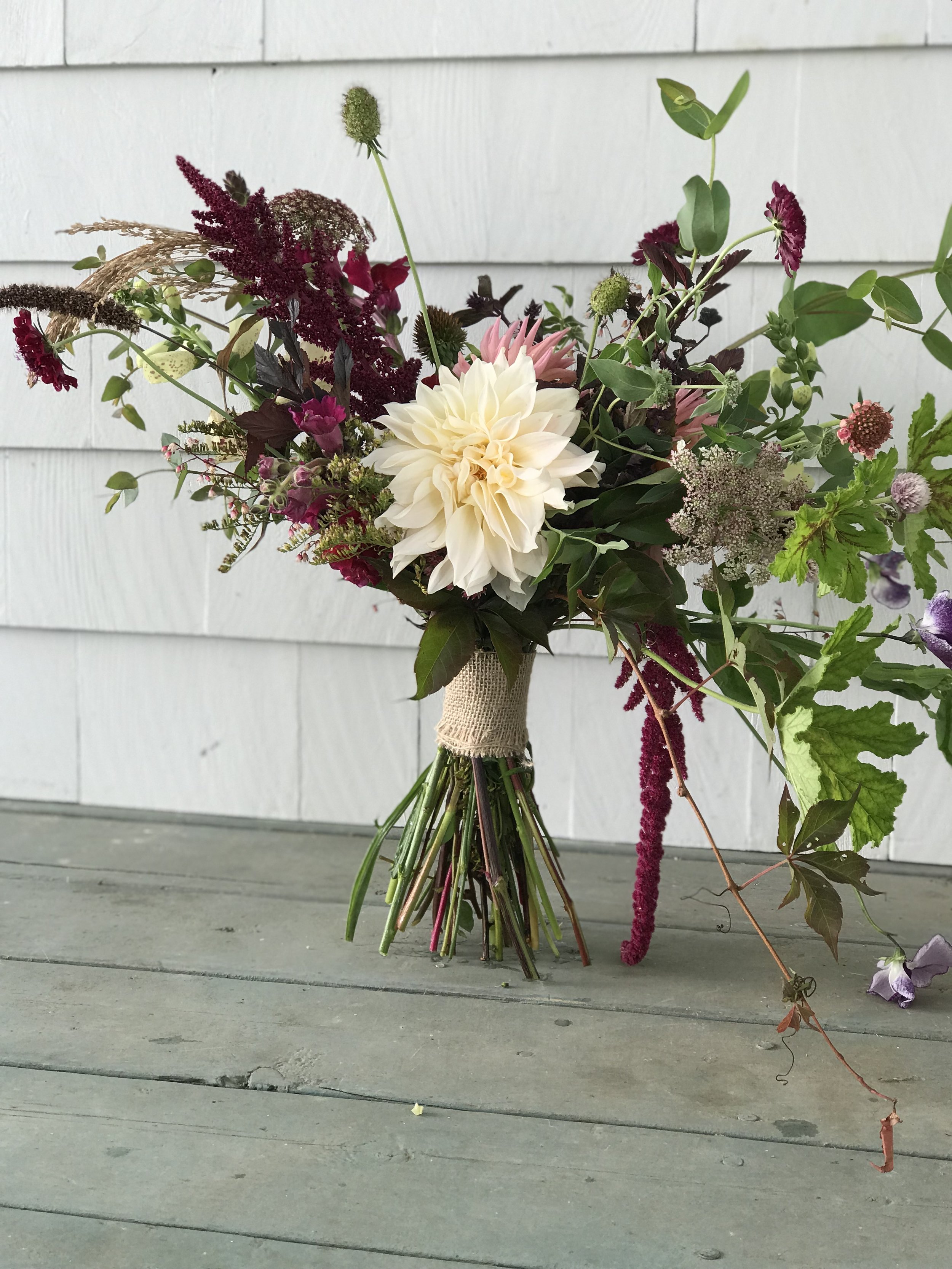 burgundy and blush bridal bouquet