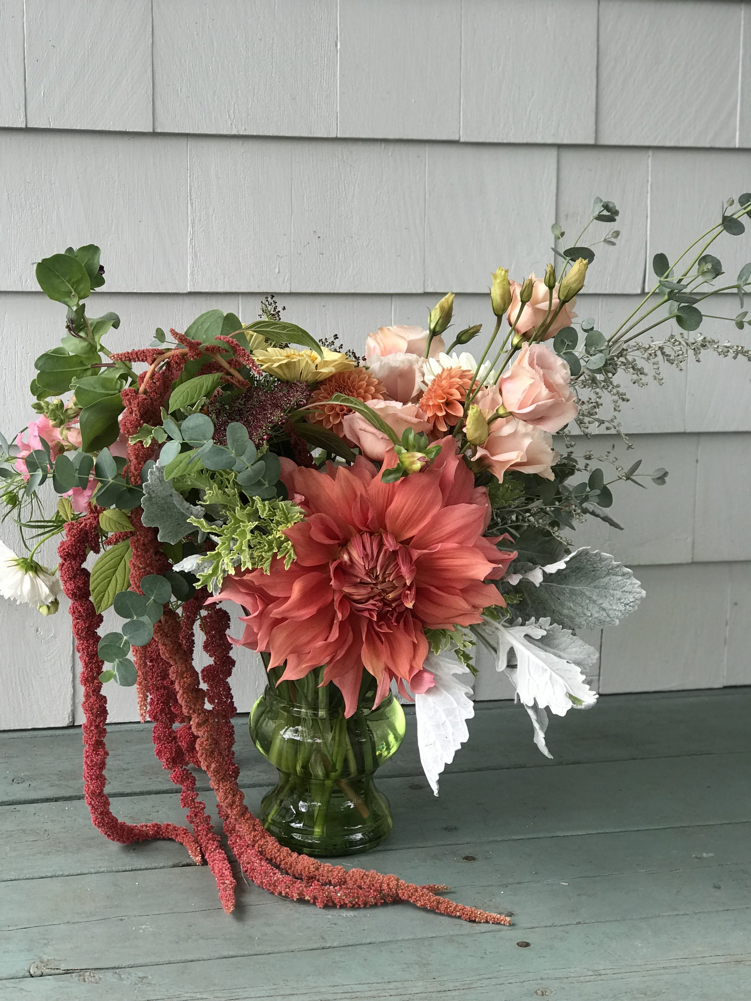 Vase arrangement feautring dahlia