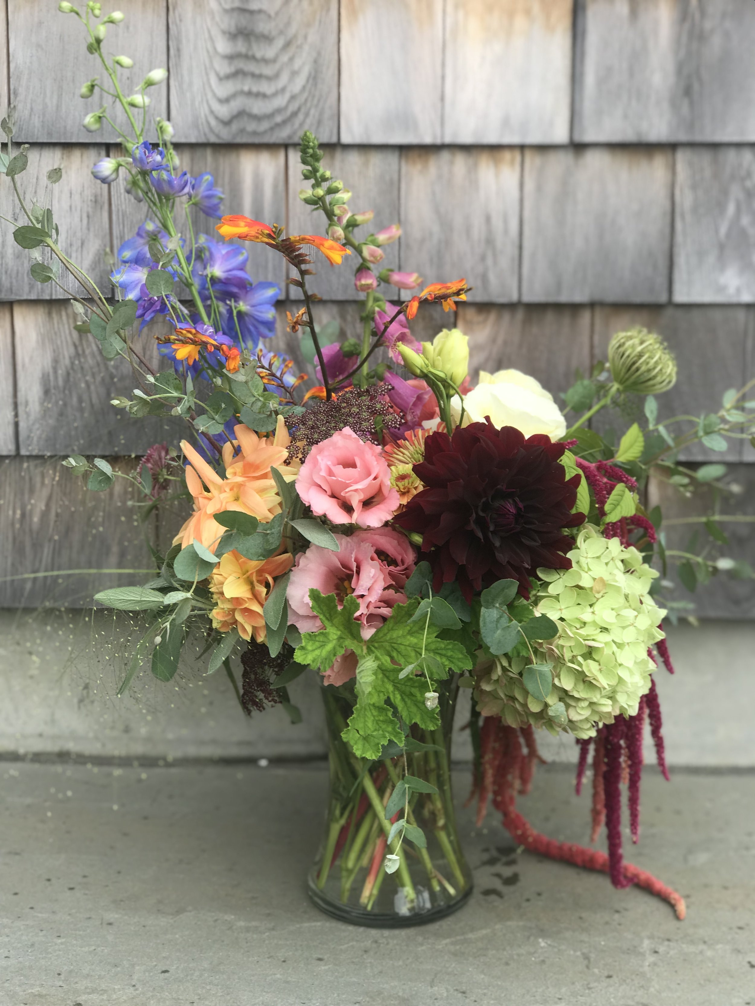 freestanding vase arrangement