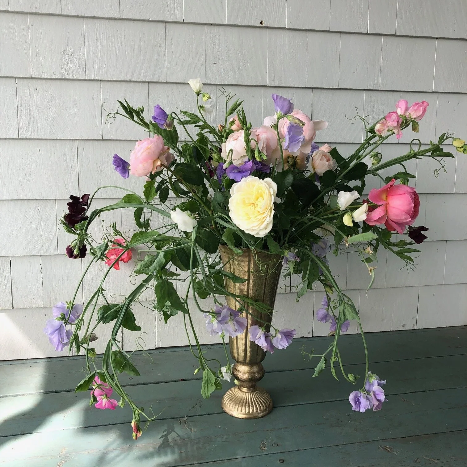 sweet pea and garden rose vase arrangement