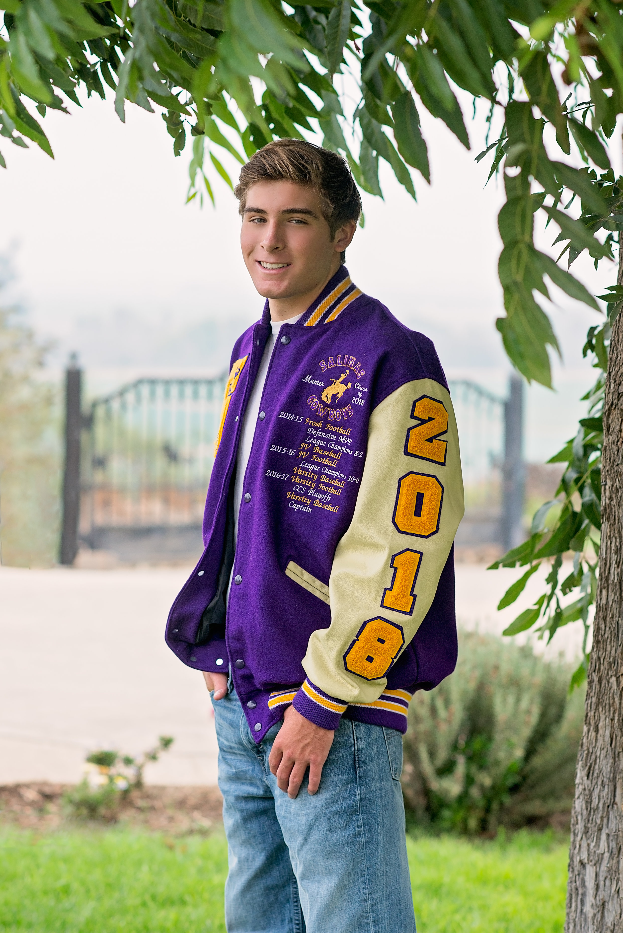 Salinas Senior Photographer