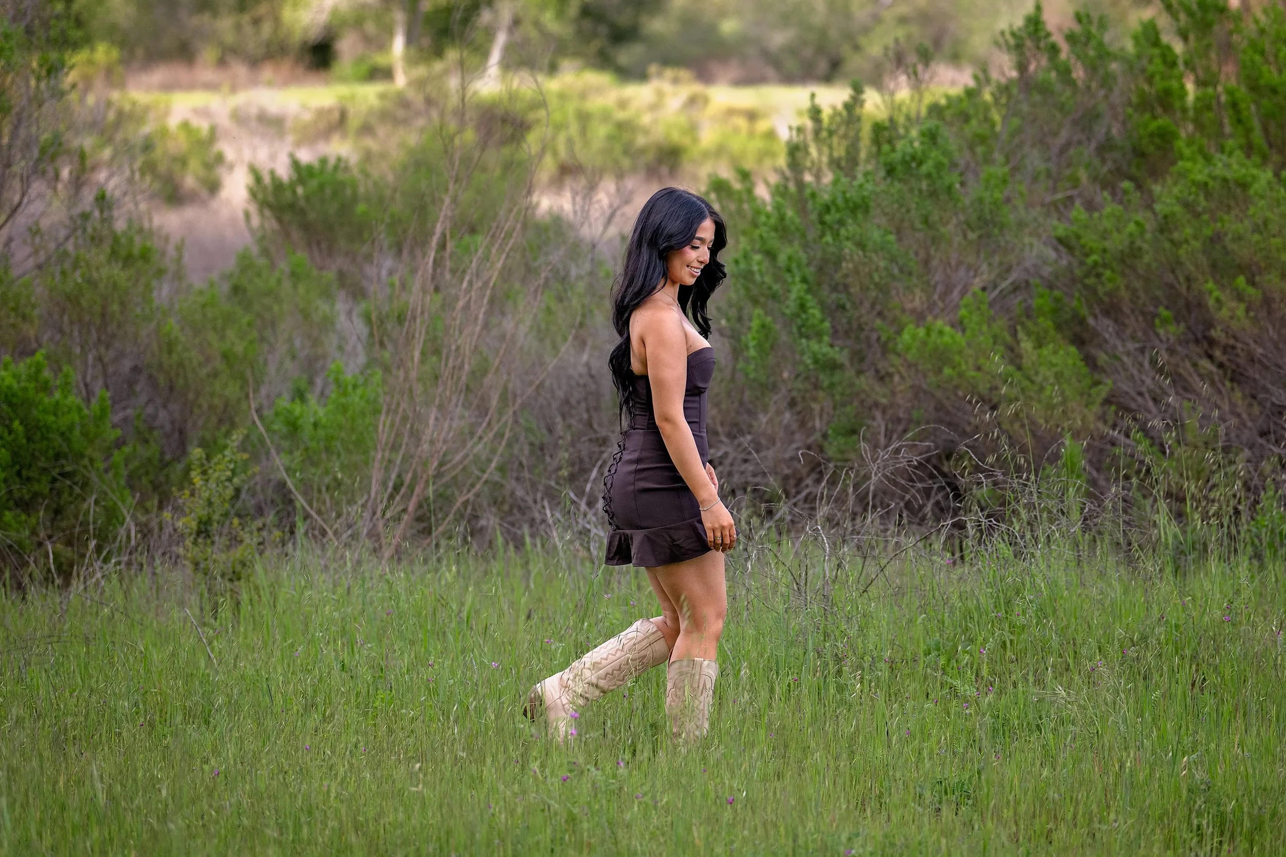 cowboy-boots-senior-pictures-california.jpg
