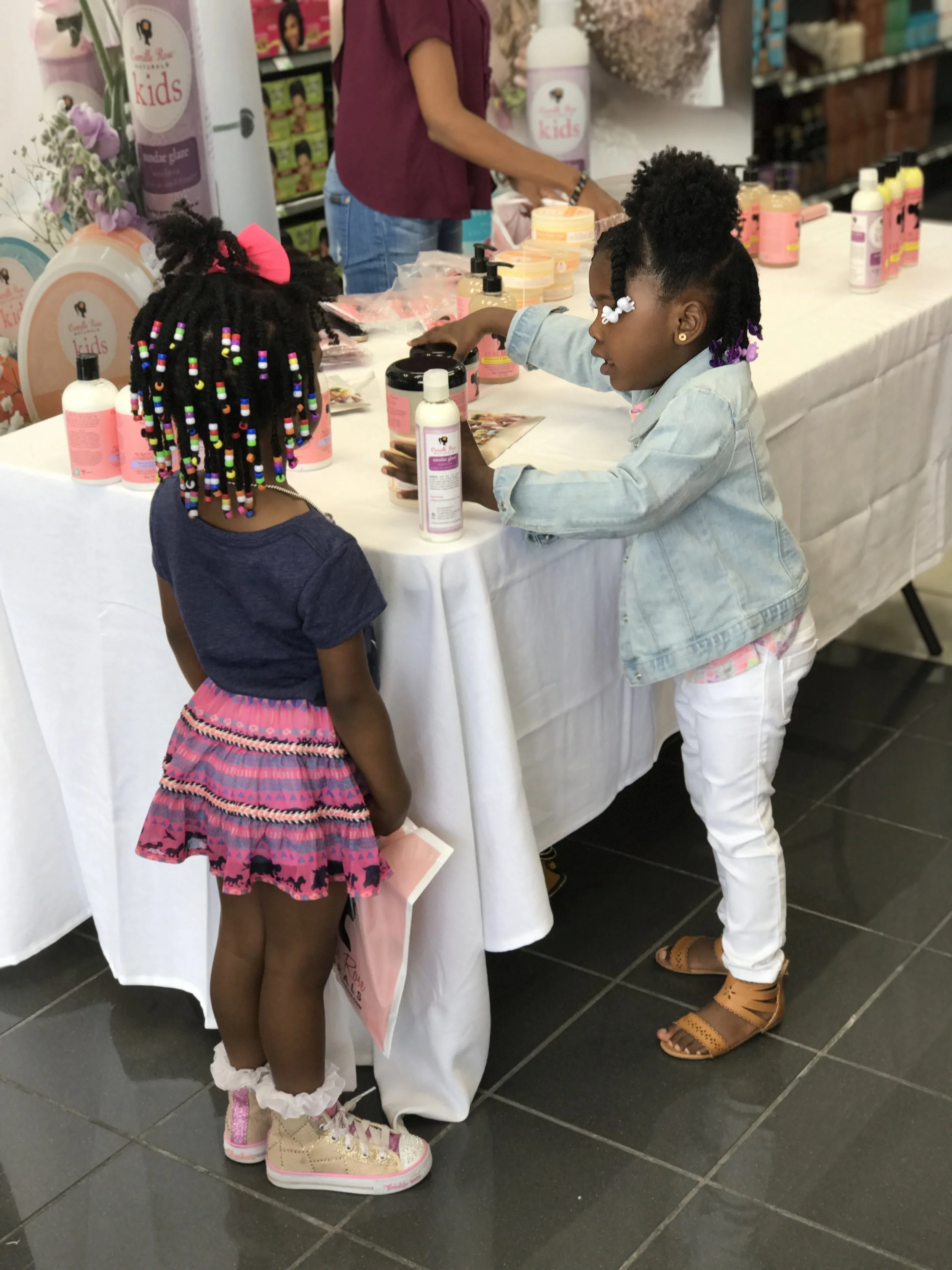 Camille_Rose_Naturals_Dayna_Bolden_Mothers_day_tour_2017_27.jpg