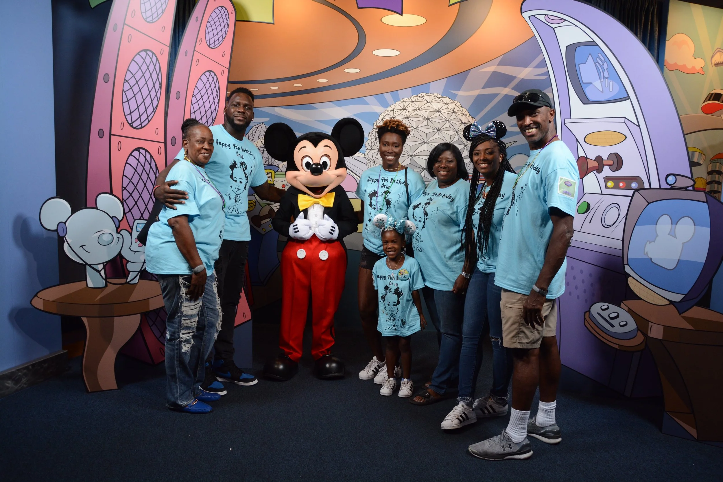 Meet Mickey Family .jpg
