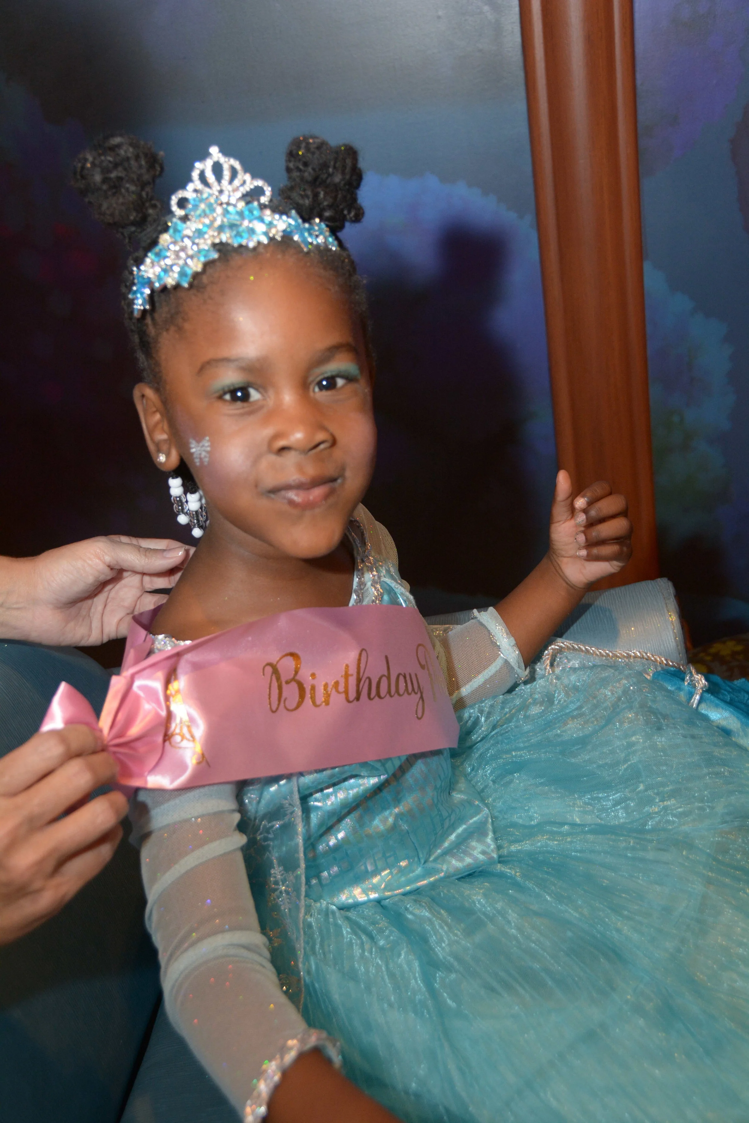 Bibbidy-bobbidy-boutique-makeover-1.JPG