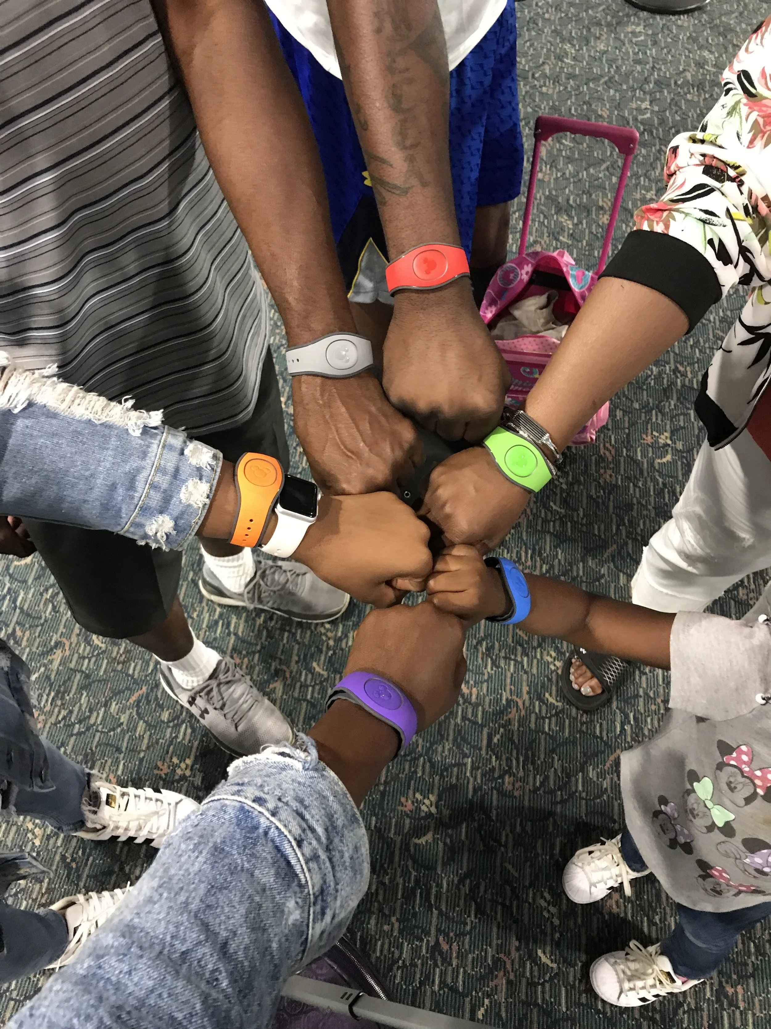Magic Bands Disney.jpg