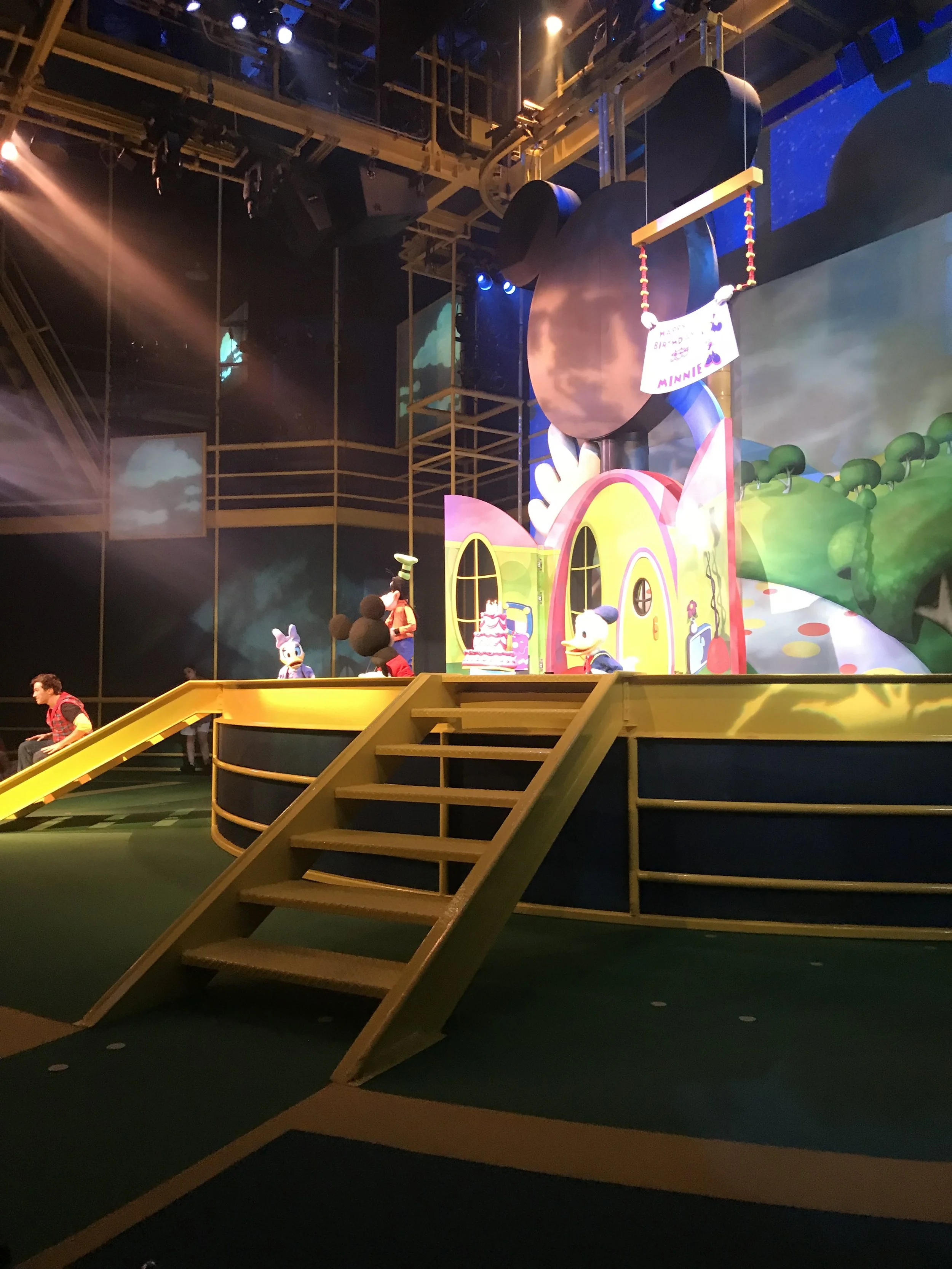 Disney-with-toddlers-micki-mouse-club-house.jpg