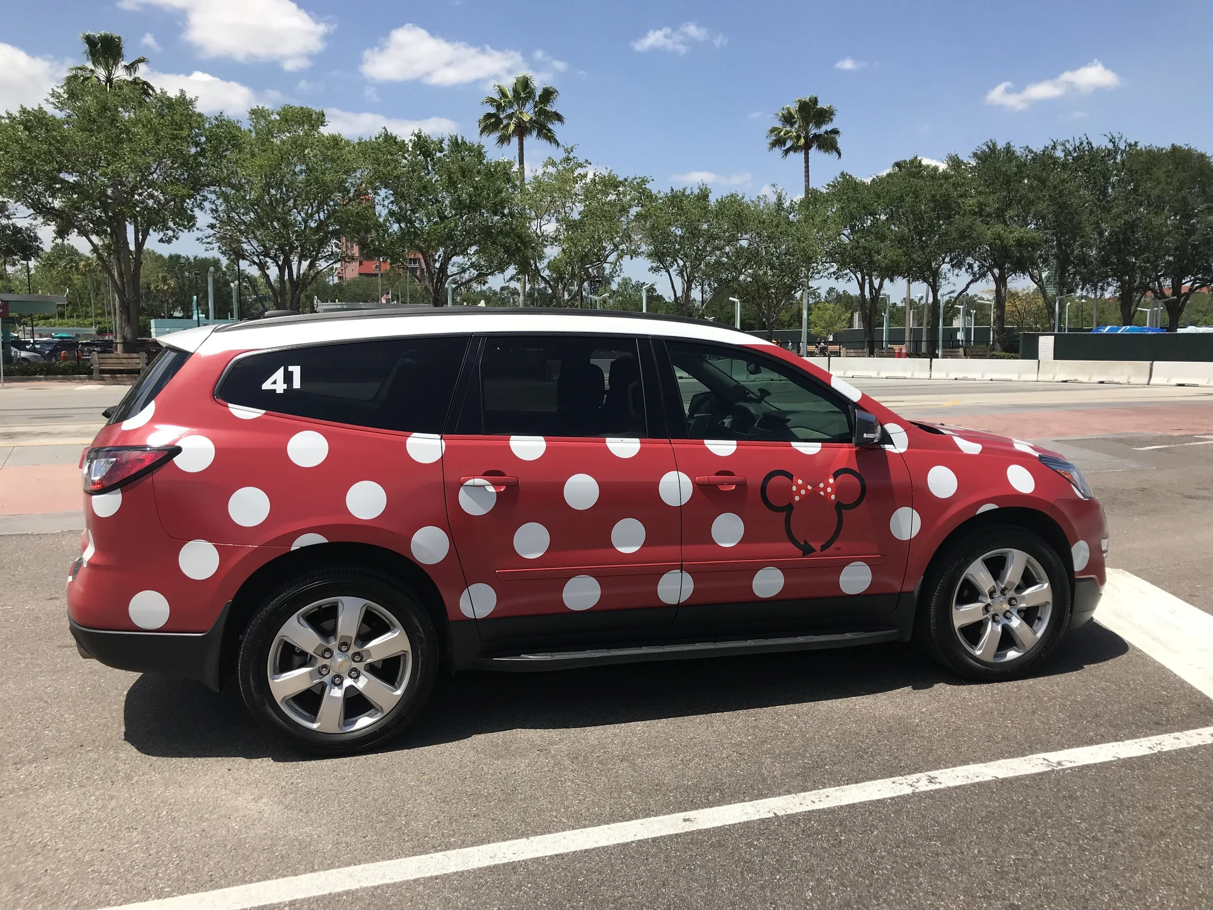 Disney-with-toddlers-minnie-van-lyft-ride.jpg