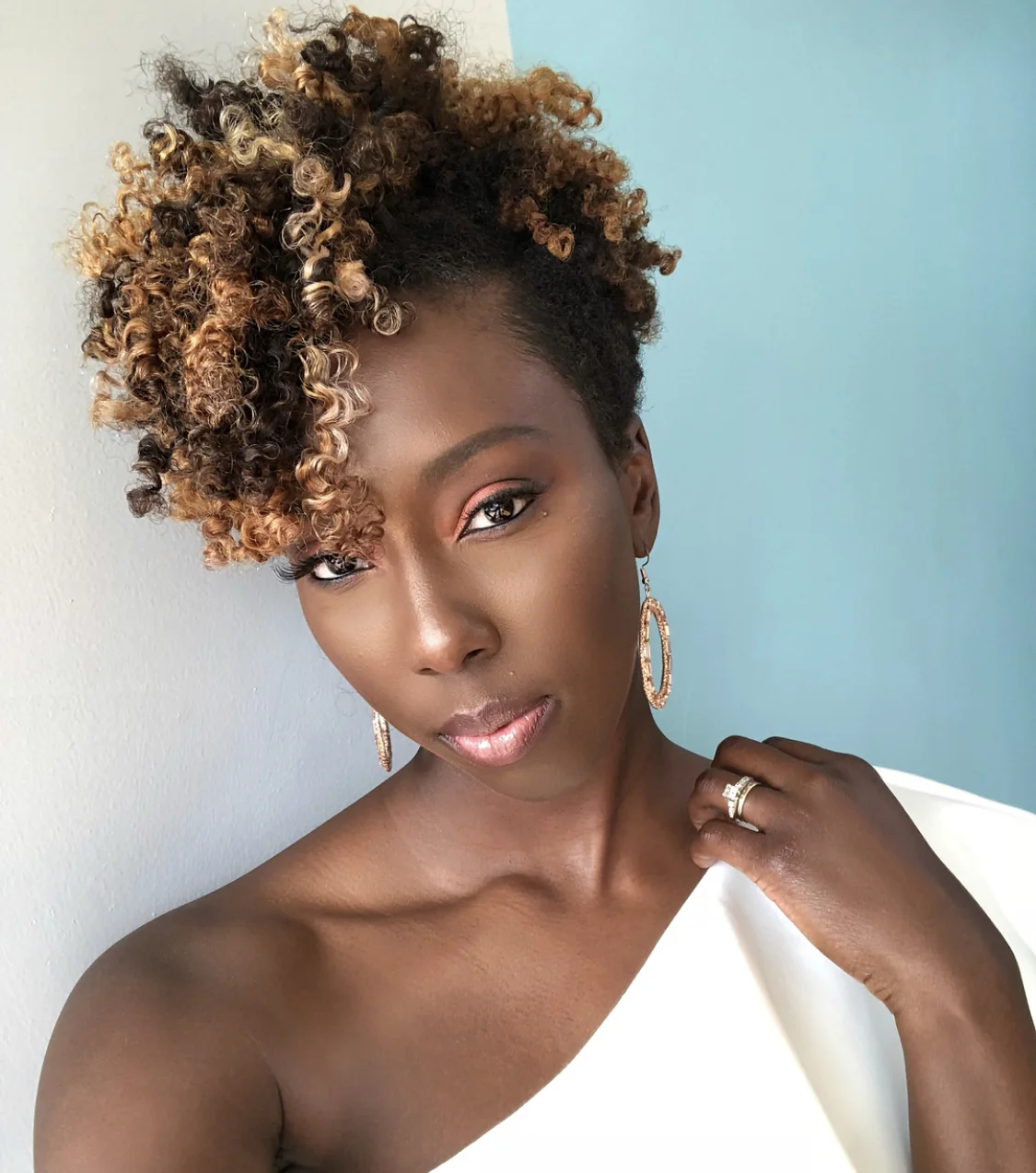 STYLE CASTER: 17 Must-Follow Instagram Accounts for Women with Type 4 Natural Hair
