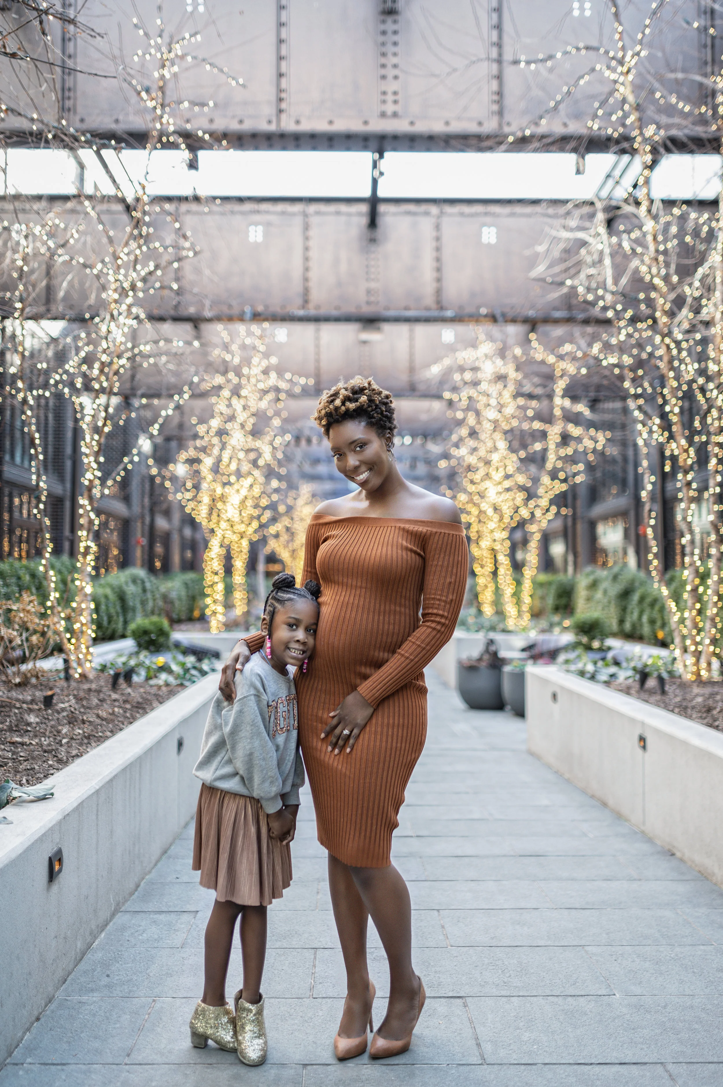 dayna-bolden-and-aria-expecting-mom-bloggers.jpg