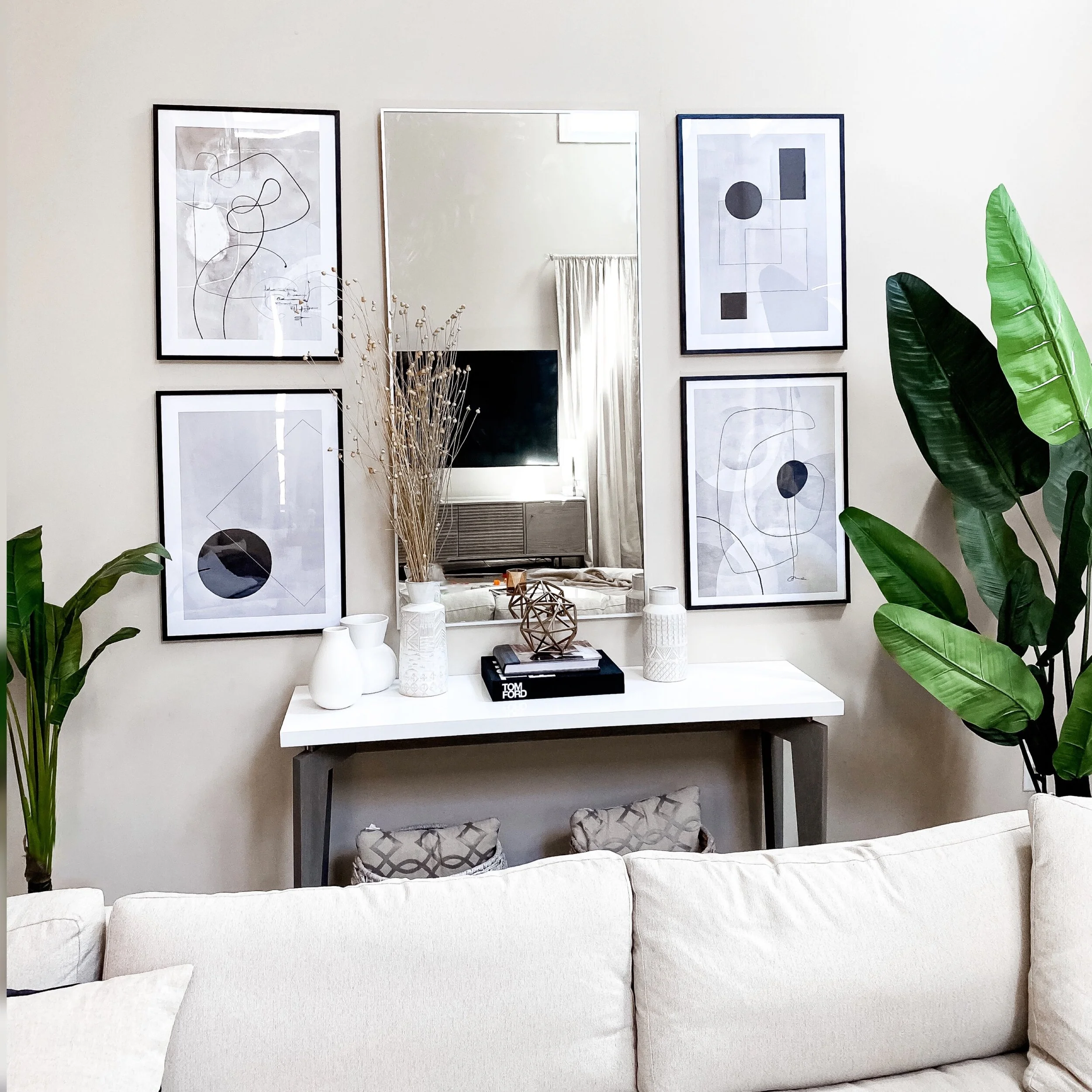 Gallery Wall DIY with Desenio 