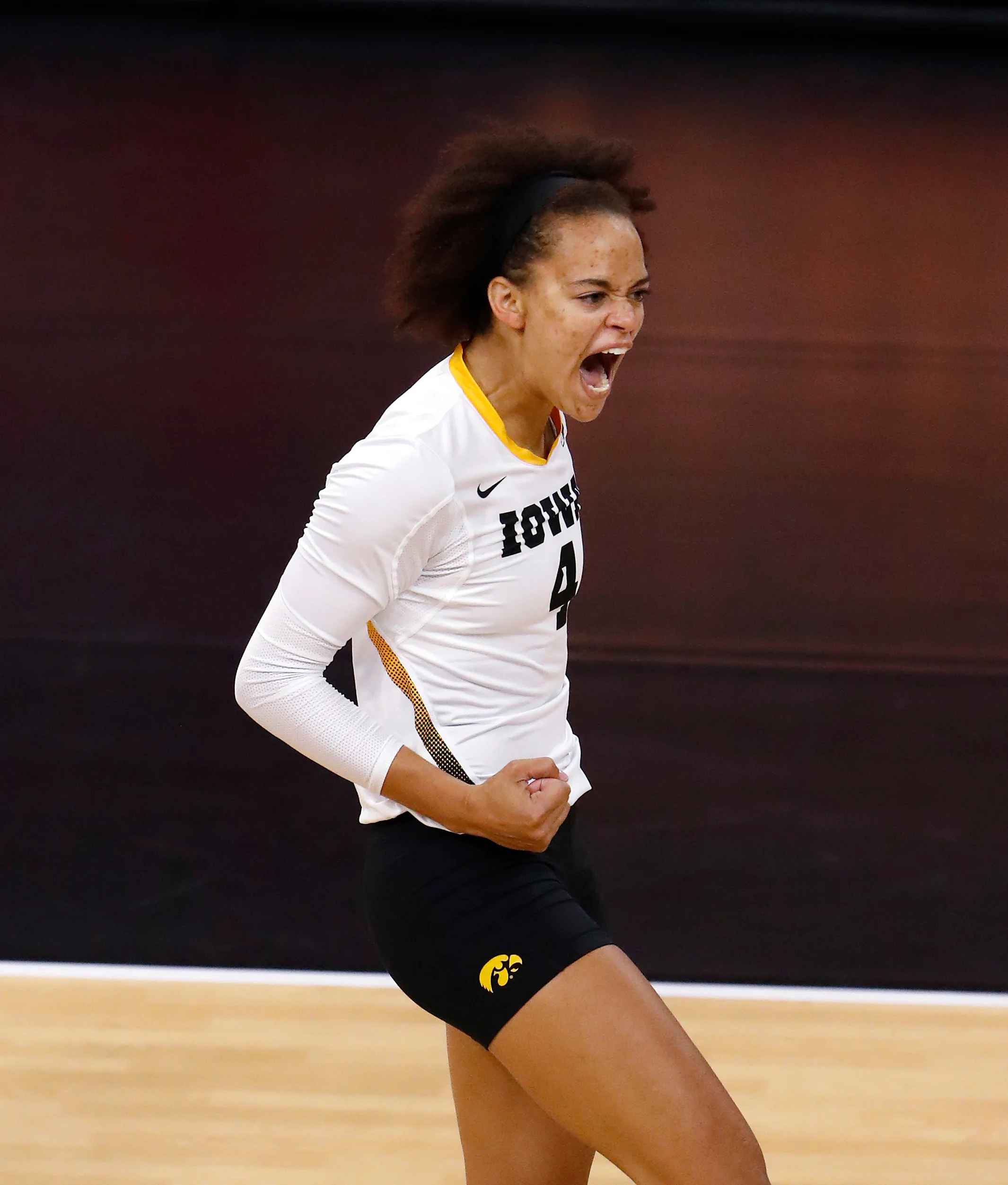 Iowa Volleyball vs Maryland