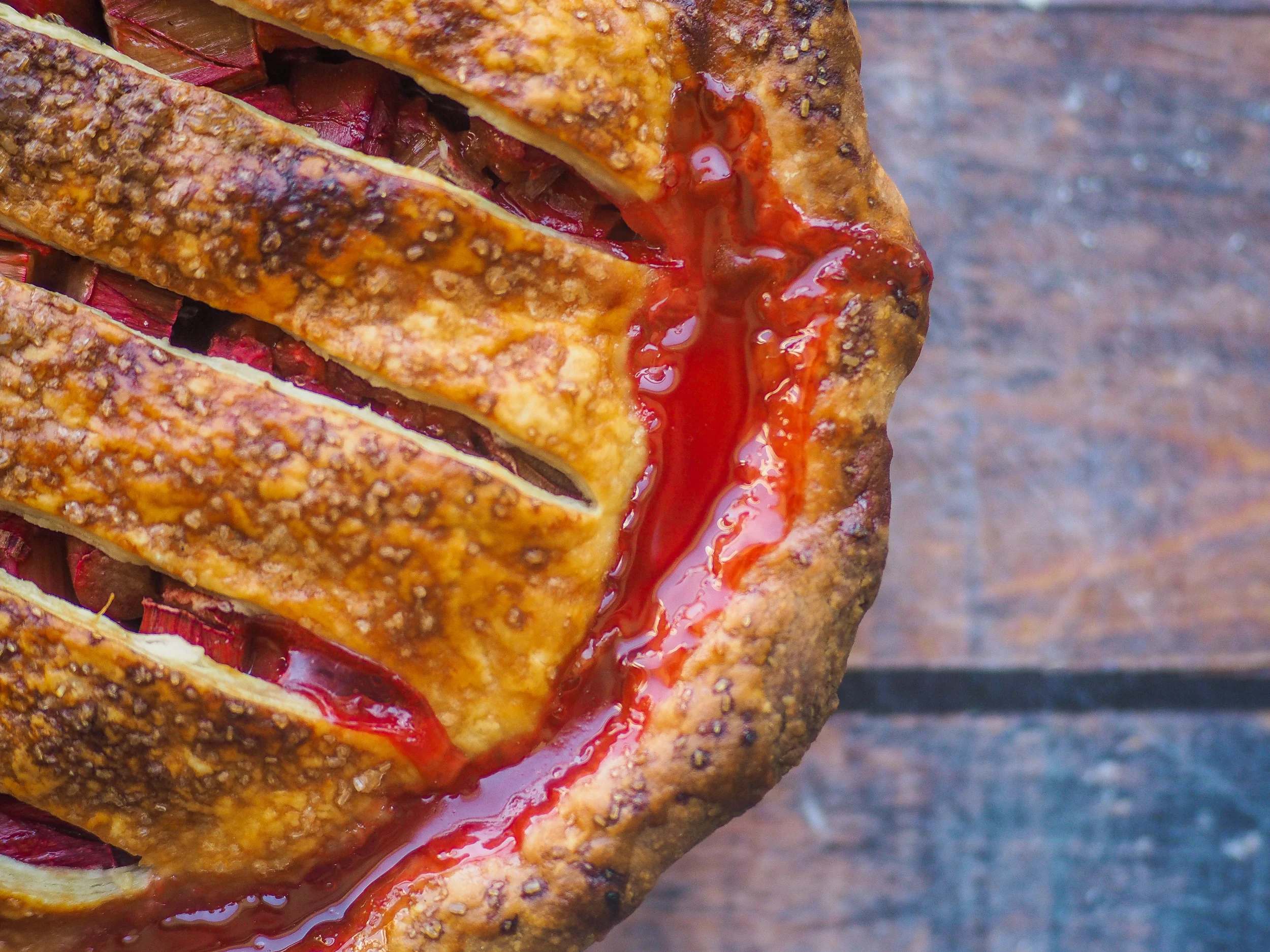 Rhubarb Strawberry Pie