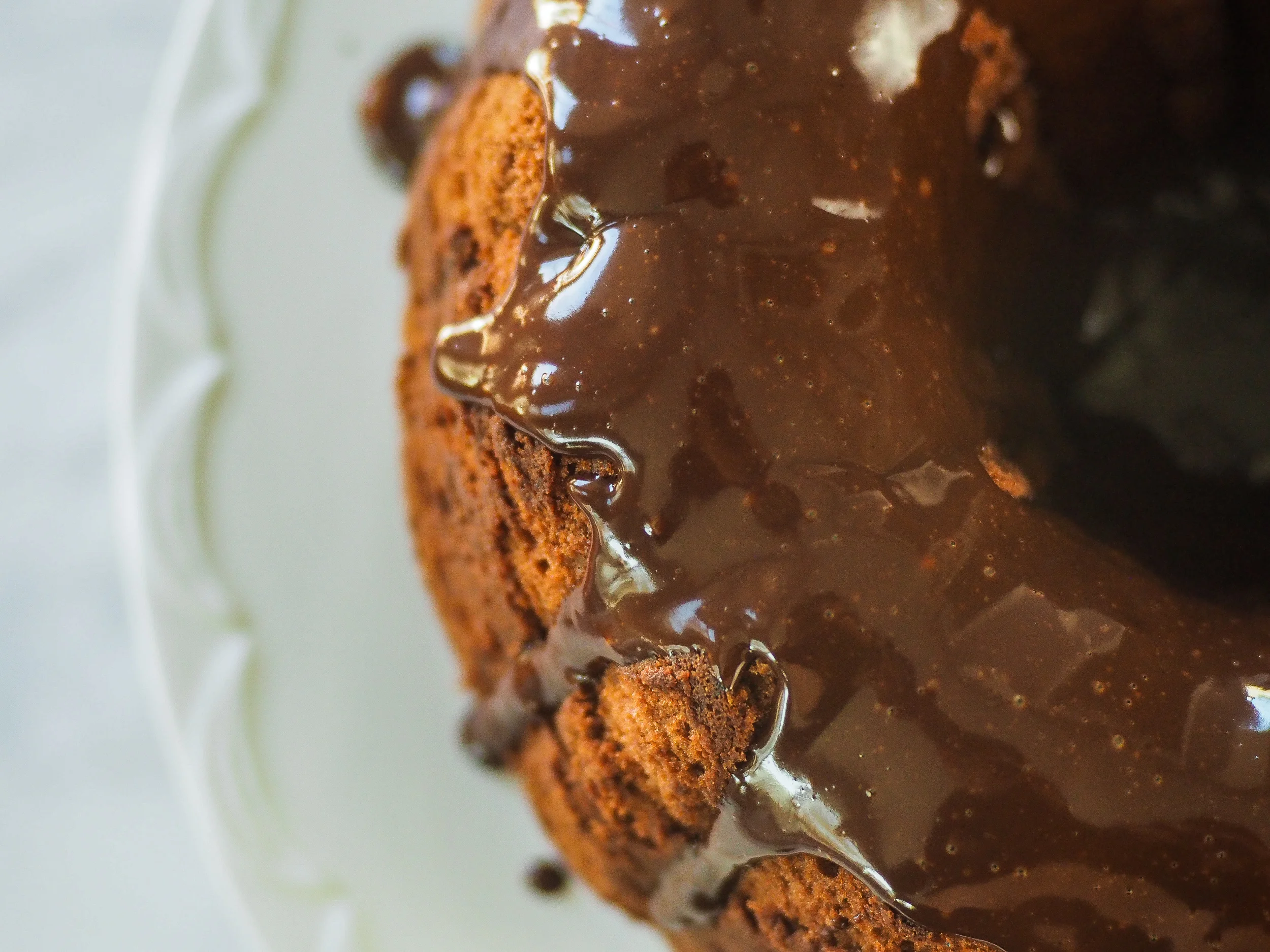 Vintage Macaroon Cake