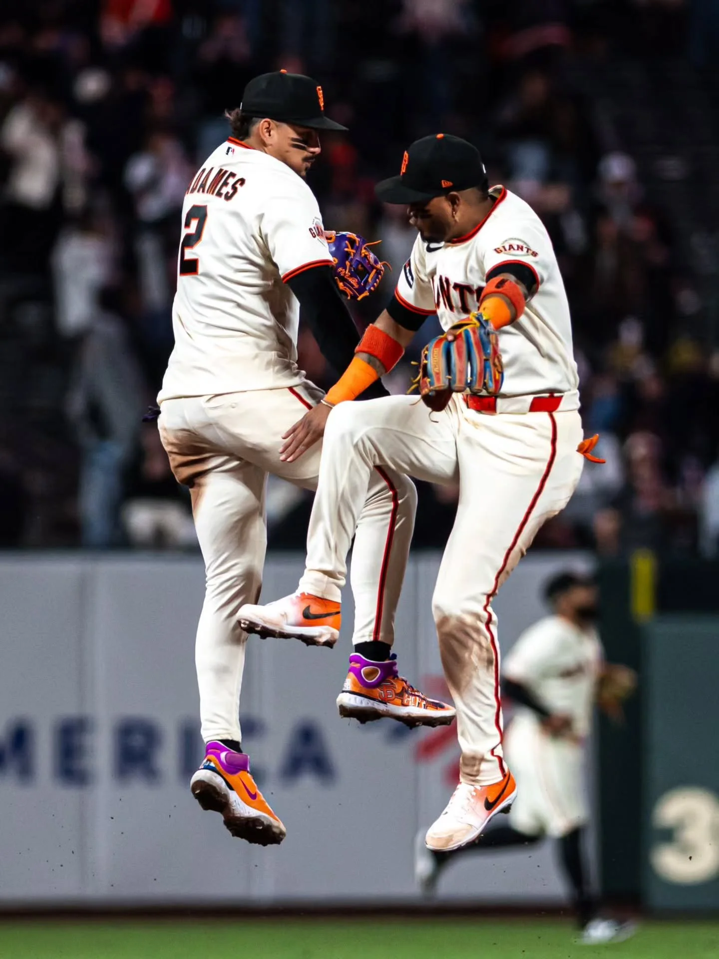 An @sfgiants win under the lights makes for a fun night at @oraclepark.
