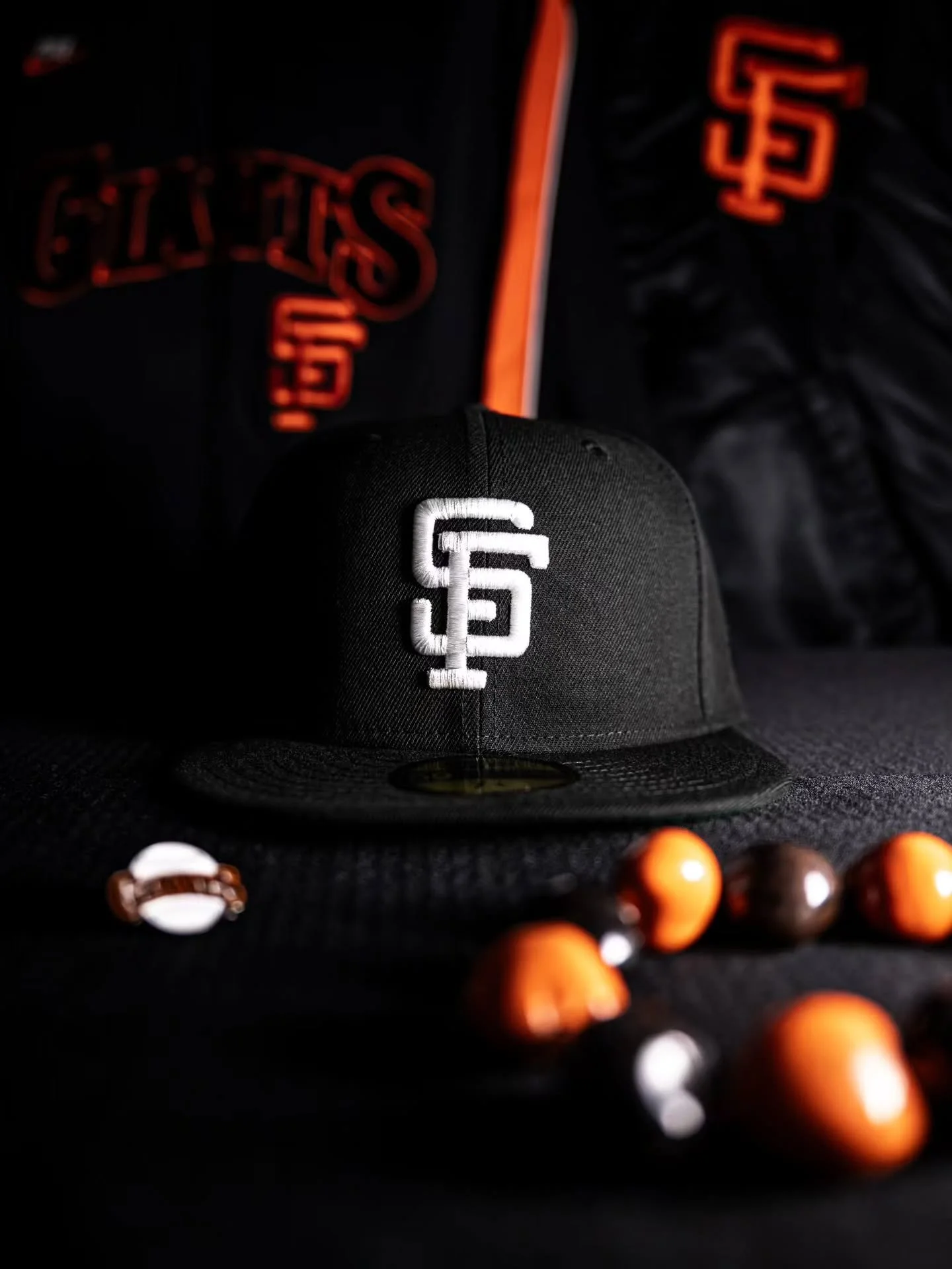 Personal style meets a timeless classic.

@neweracap x @hatclub