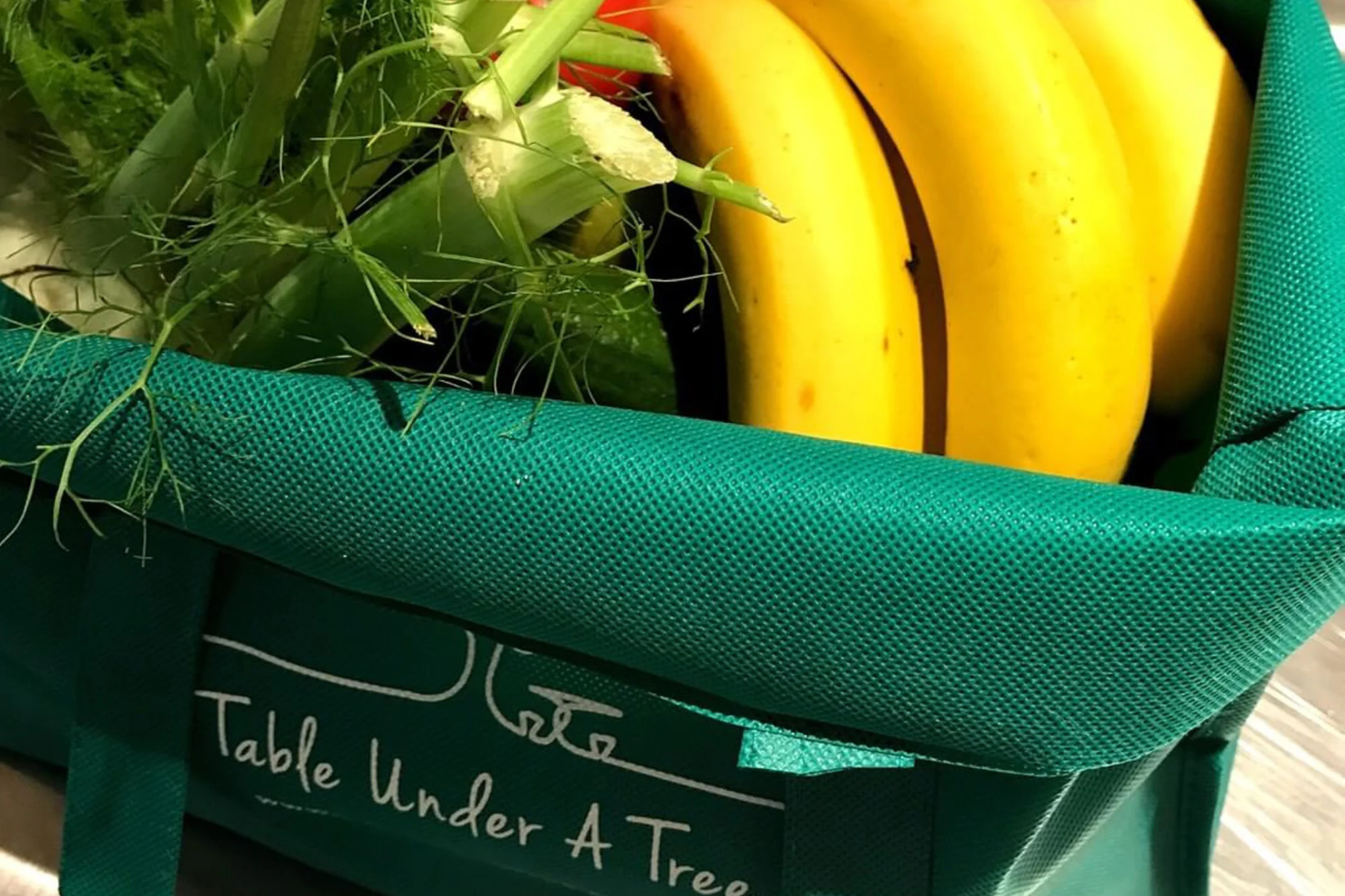 Table_produce.jpg