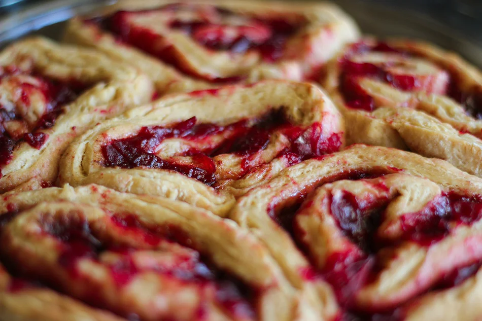 Vegan Cranberry Cinnamon Rolls 5.jpg