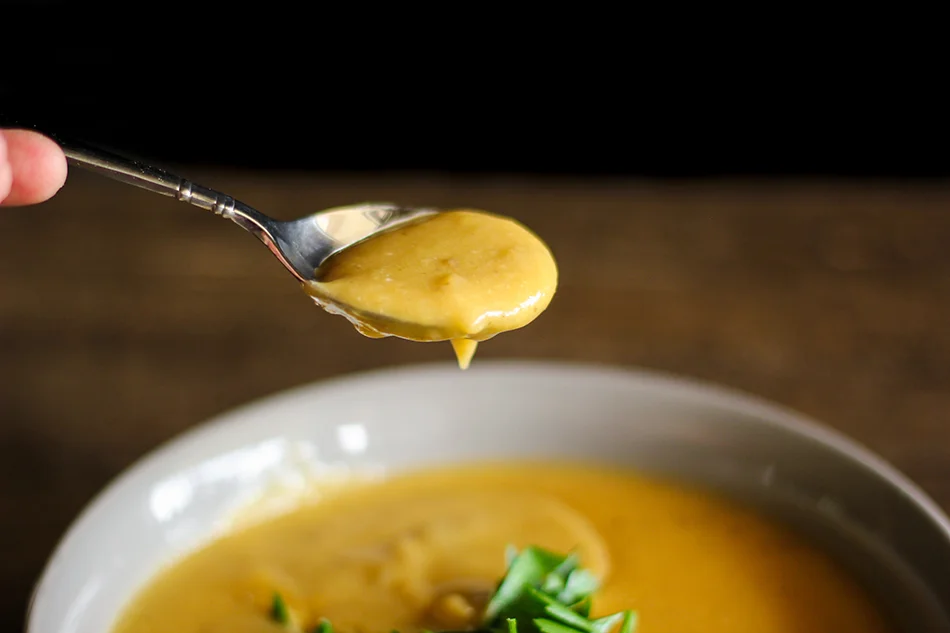 Vegan Creamy Garlic Wine Soup-21.jpg