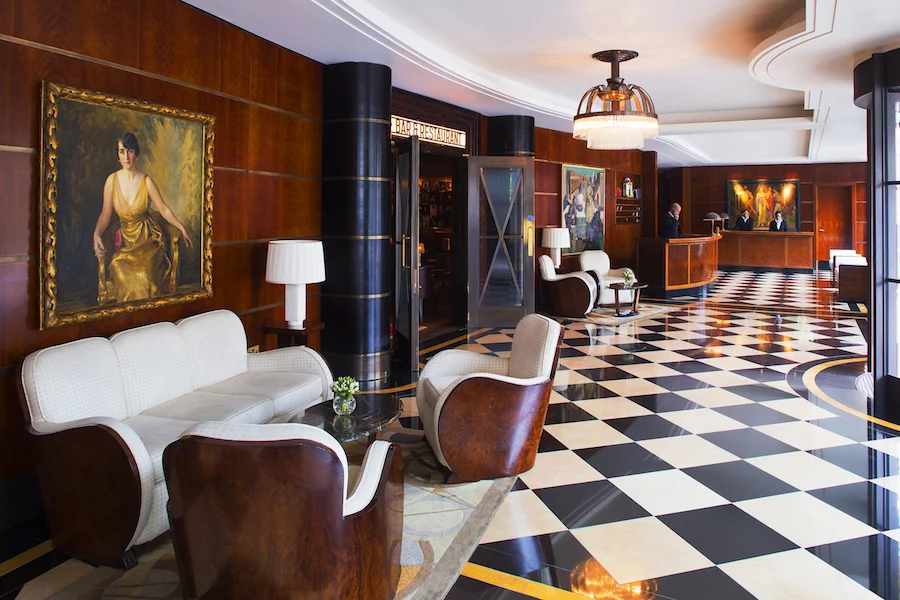ART DECORUM: THE BEAUMONT HOTEL therake.com - Read article