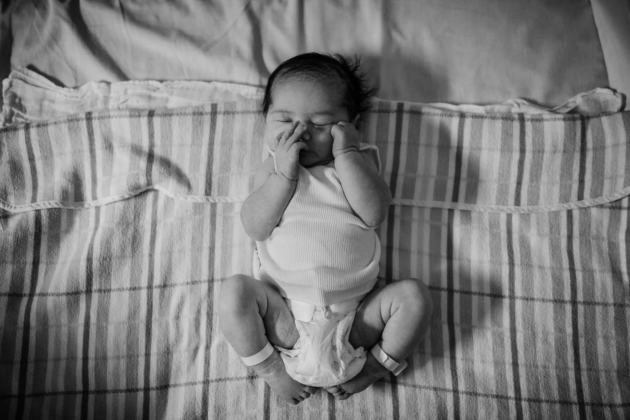 Sydney Newborn Photography by Kylie Purtell - Winter is here-9.jpg