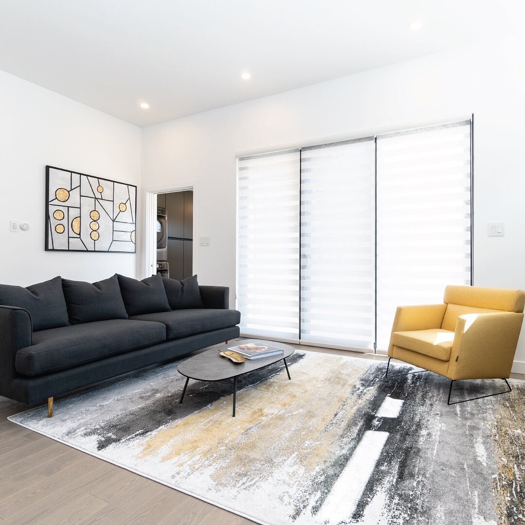 Living rooms are often the more spacious room in any home. They truly are the heart of the house. That&rsquo;s why it&rsquo;s so important that you work with us to make sure you get everything you and your family needs. Whether it's family gatherings