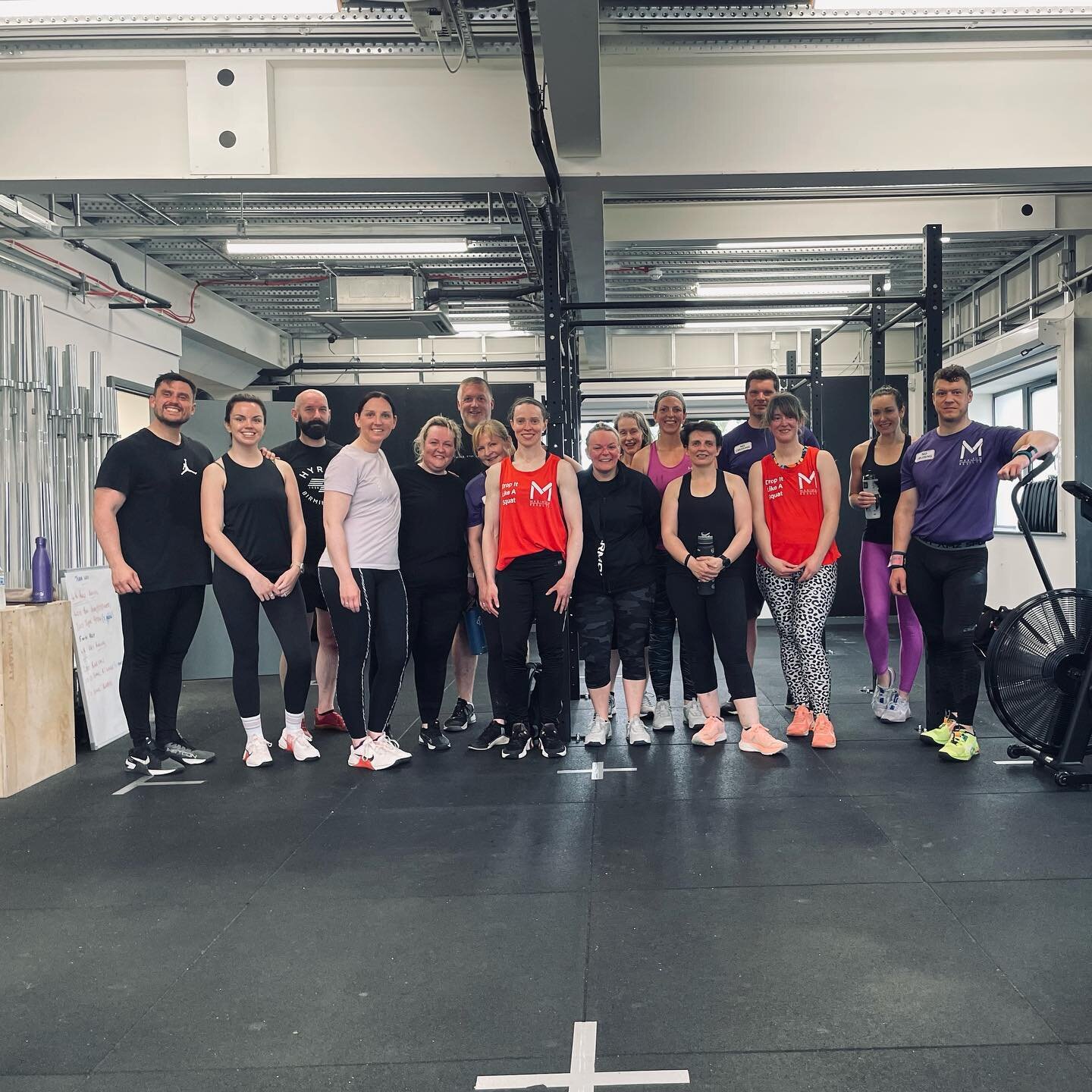 Full house for our team workout this morning and it was absolute 🔥🔥🔥🔥🔥

#MaximumResults #kingslynn #norfolk #fit #fitfam #health #strong #team #community #fitness