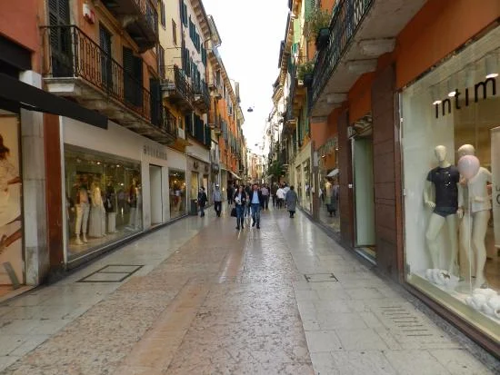 Via Mazzini.jpg