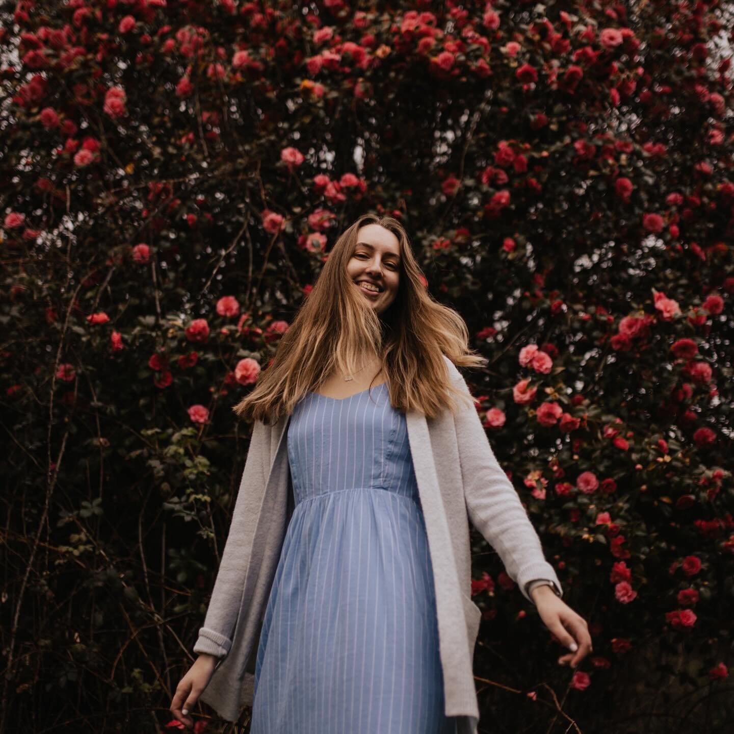 Just a few moody, spring-y frames from this quick sesh around my neighborhood with beautiful Cayla 🌸