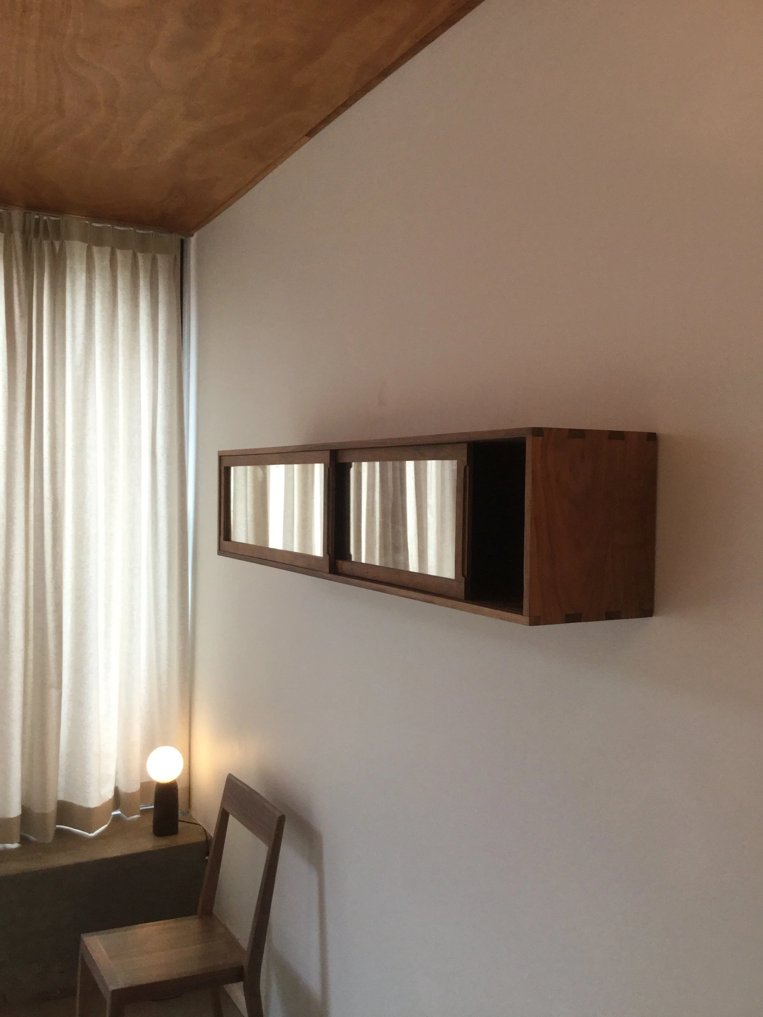 mirror wall cabinet