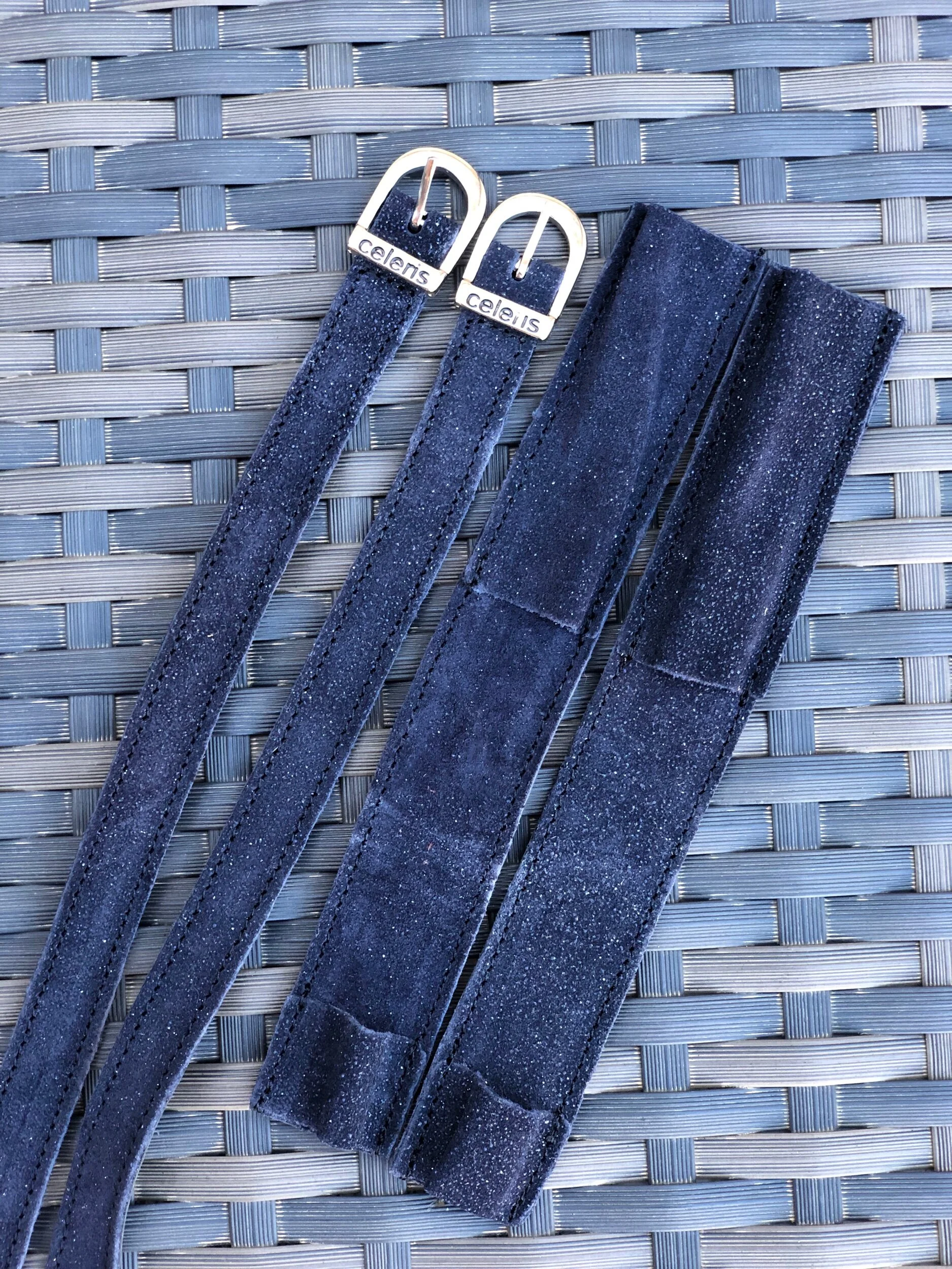 E5EA84B4-F5AA-49CC-9C54-F14C116B4EF7