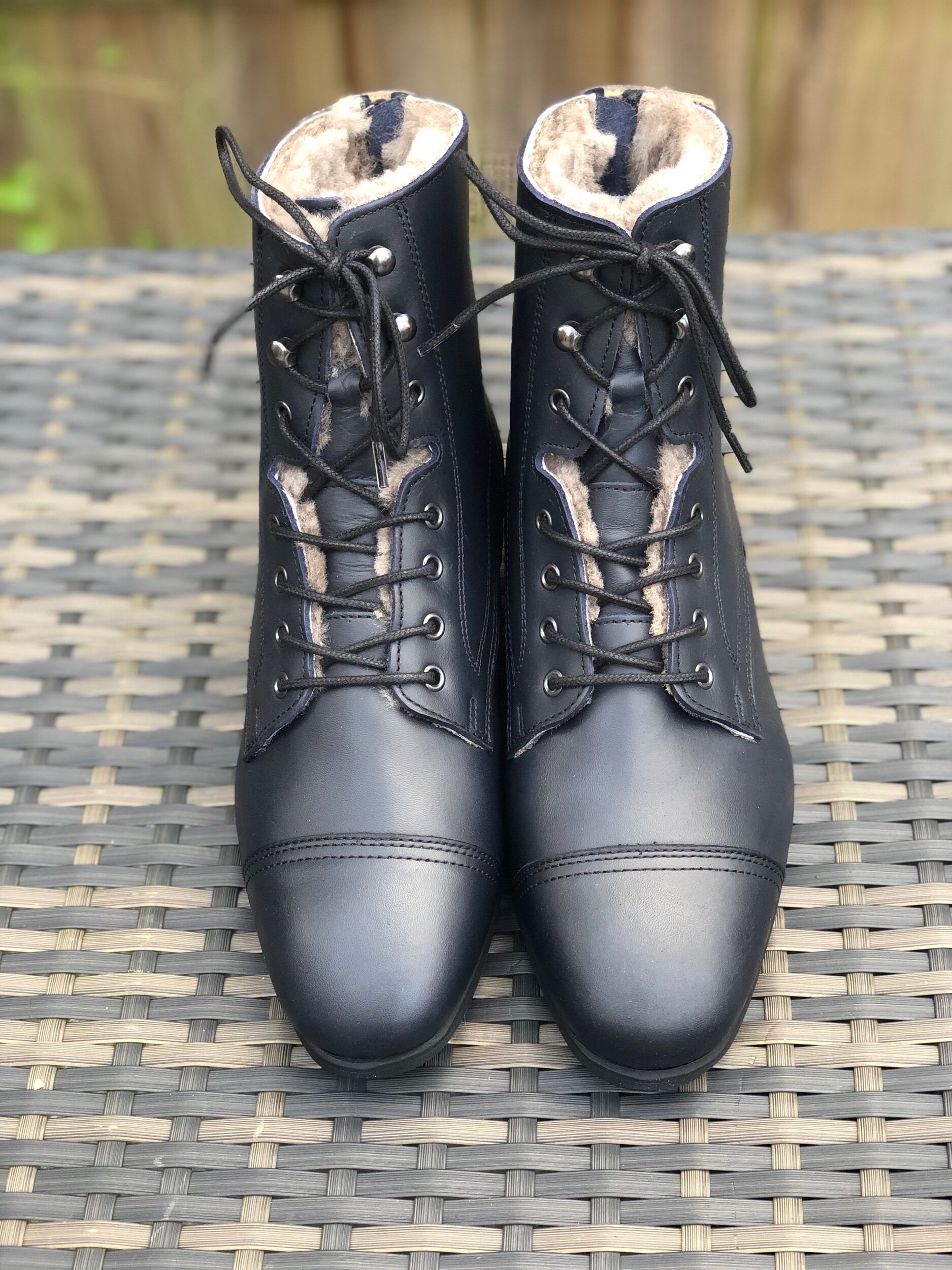 E6D53046-98CF-421D-A81E-455BF6410776