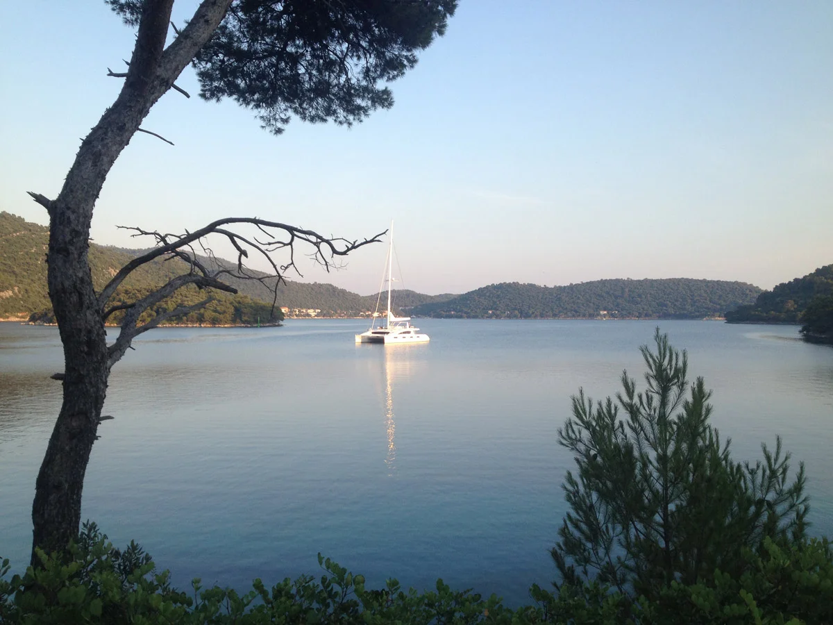 kings-ransom-catamaran-calm.jpg