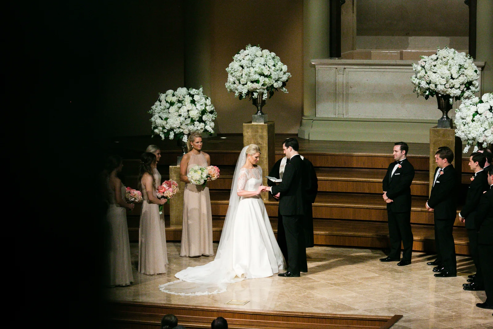 0041__River_Oaks_Country_Club_Wedding_Photographer_Heard.jpg