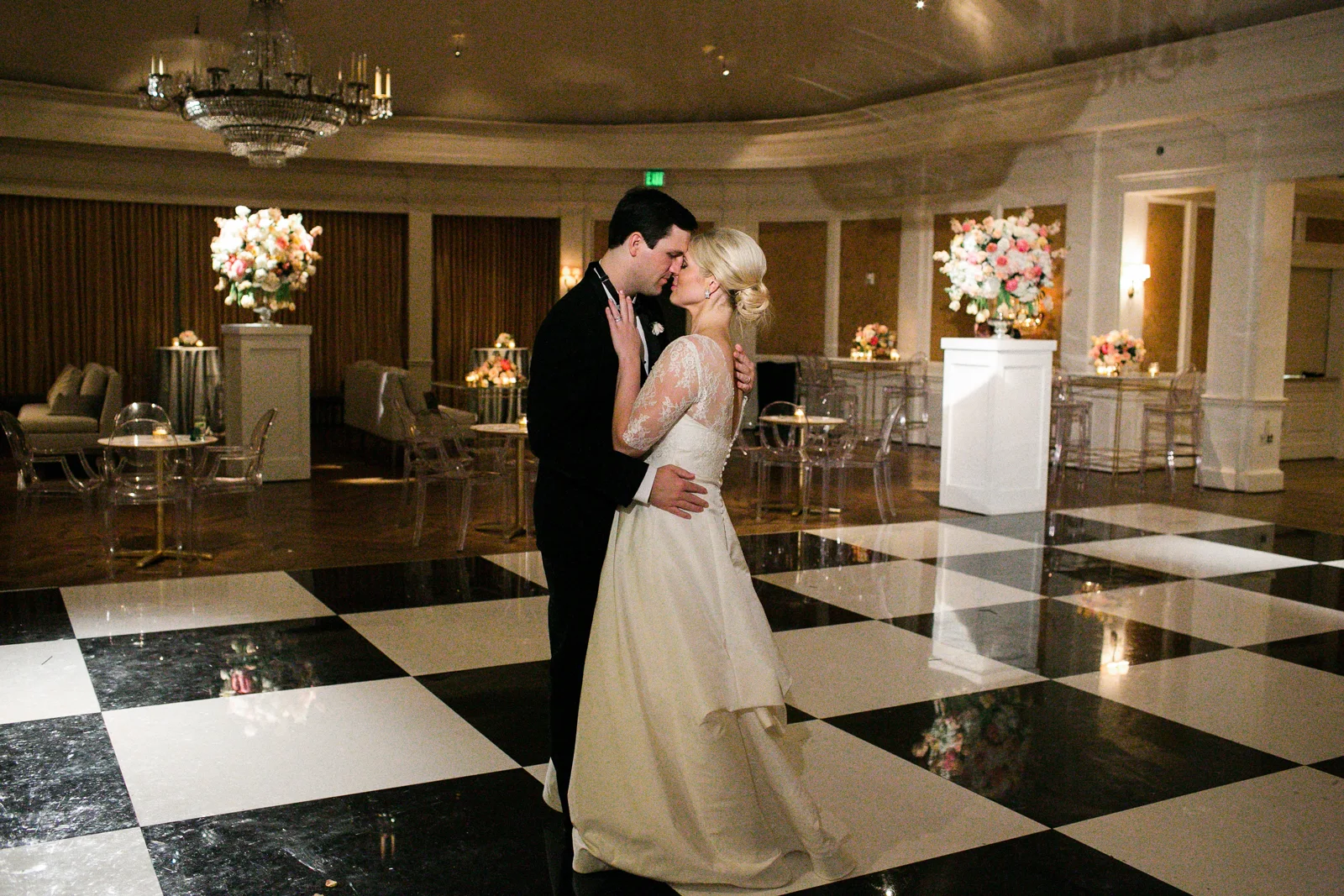 0083__River_Oaks_Country_Club_Wedding_Photographer_Heard.jpg