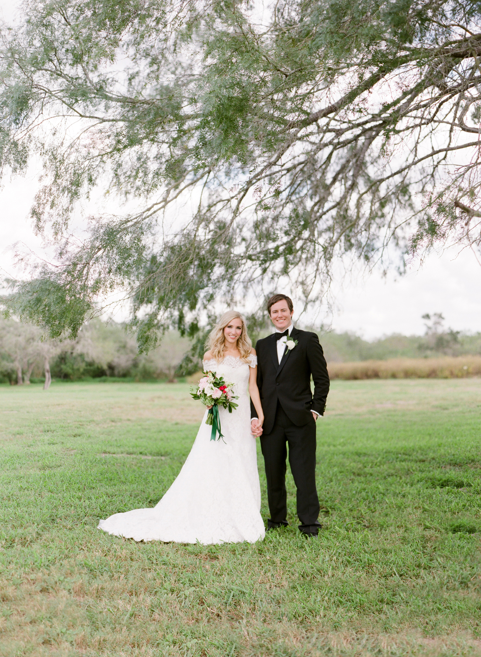 0024_Texas_Ranch_Wedding_Photographer.jpg