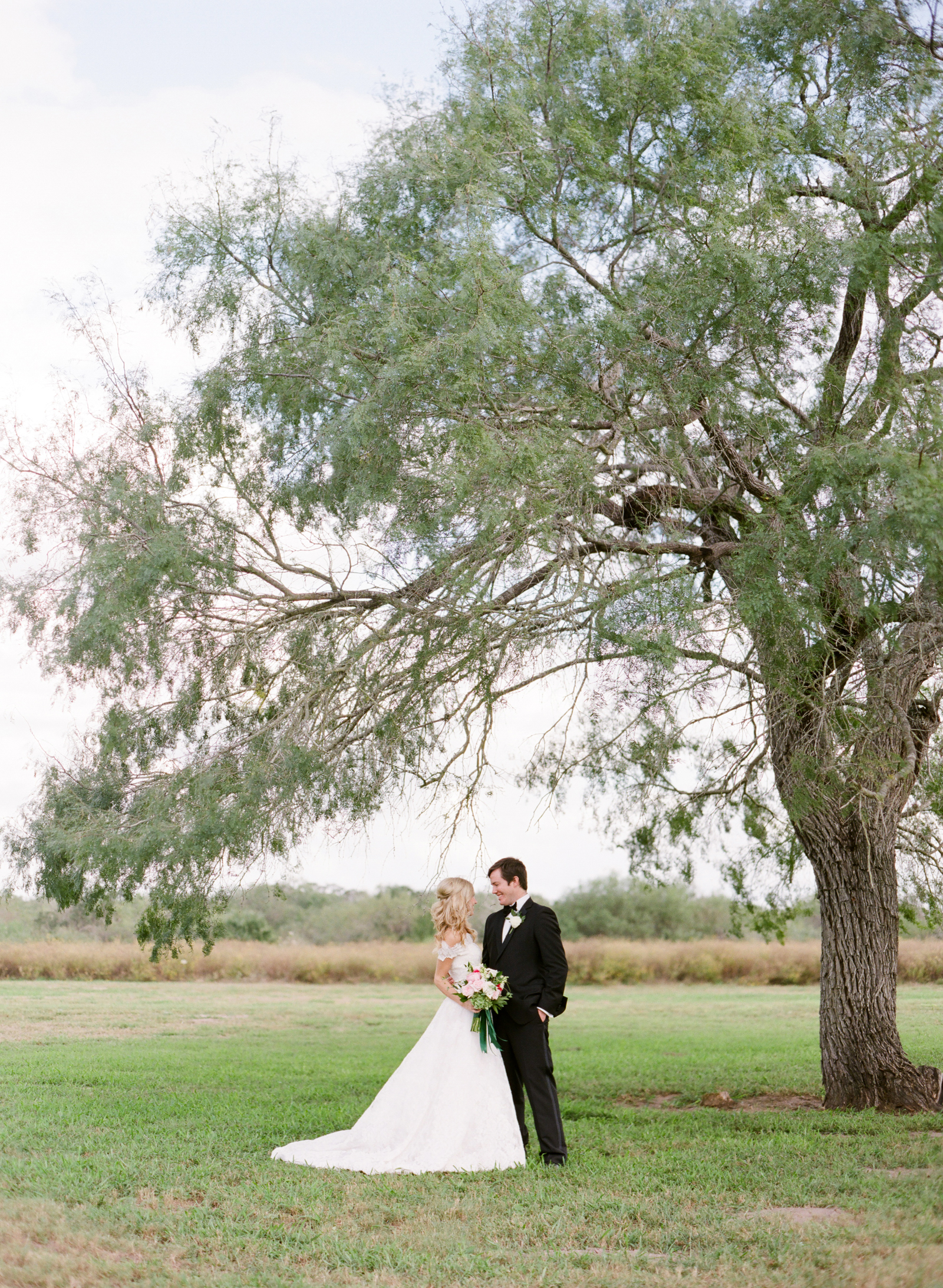 0025_Texas_Ranch_Wedding_Photographer.jpg