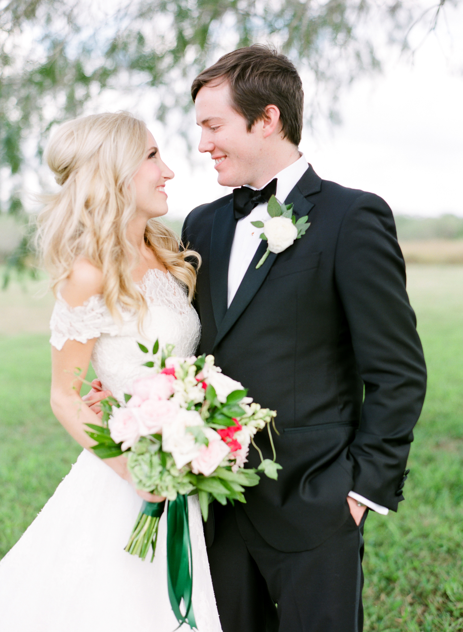 0028_Texas_Ranch_Wedding_Photographer.jpg