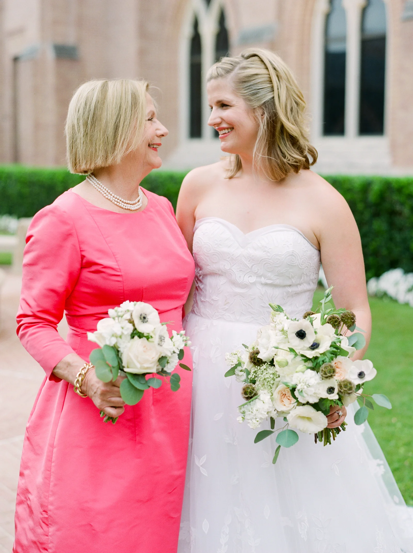 0014_St_Martin_Houston_Wedding_The_Astorian.jpg